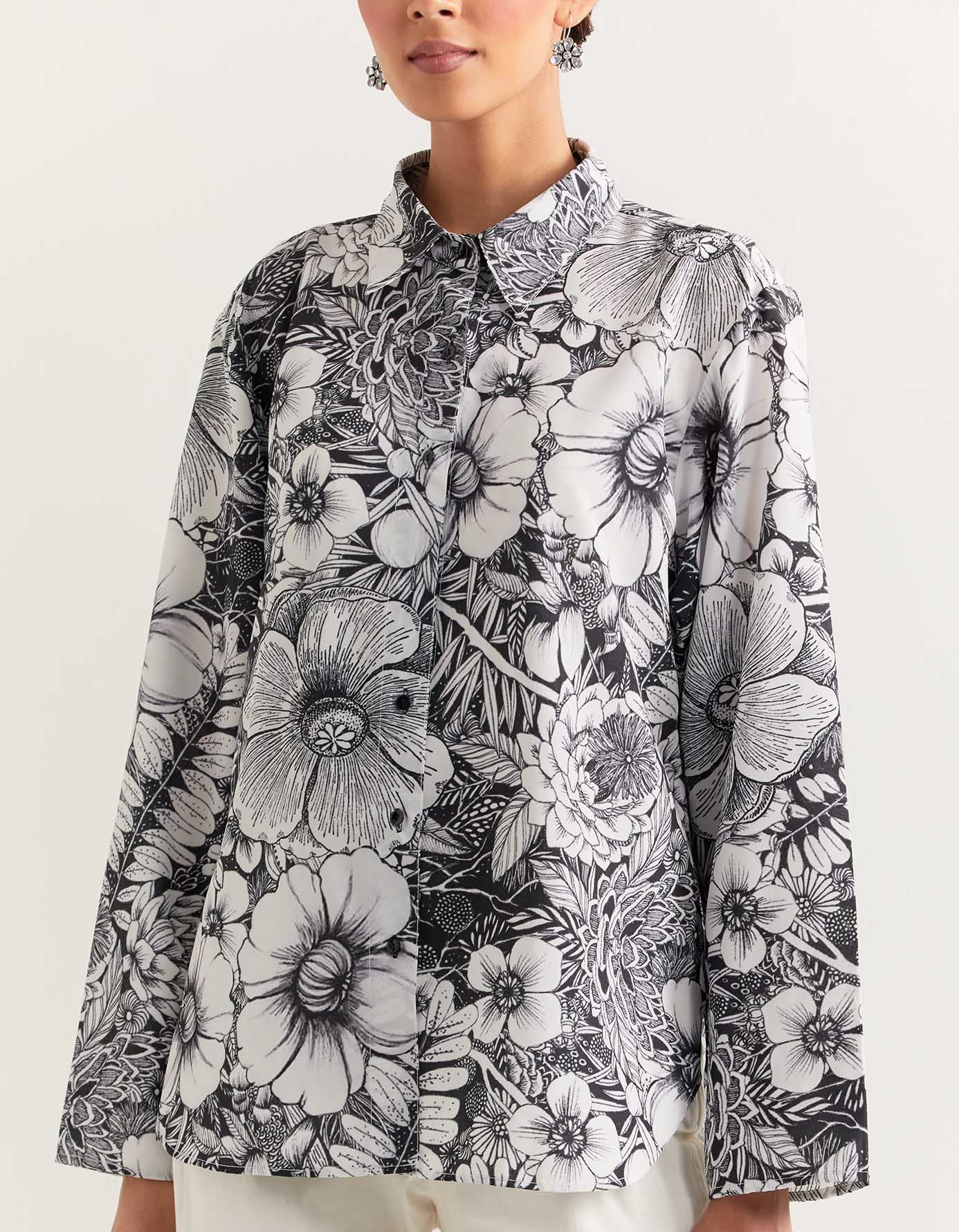 Printed shirt in crepe paired with poplin lycra pants