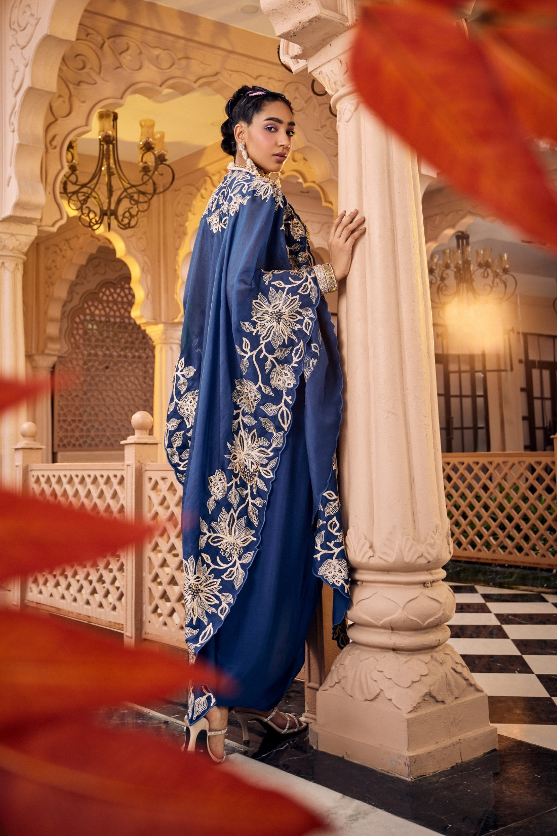 Tunning Peacock Blue Cape Set