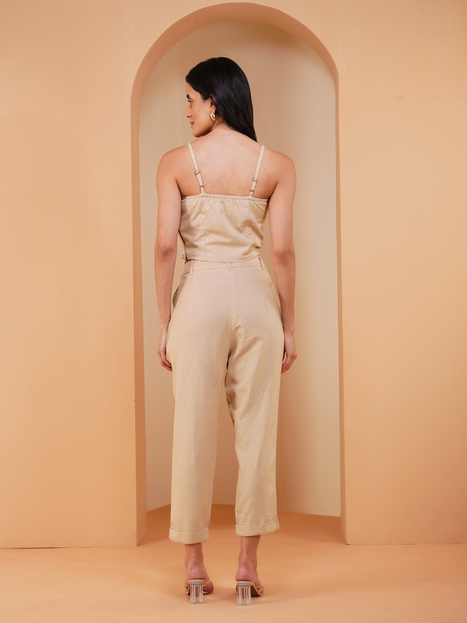 The Magician - Beige