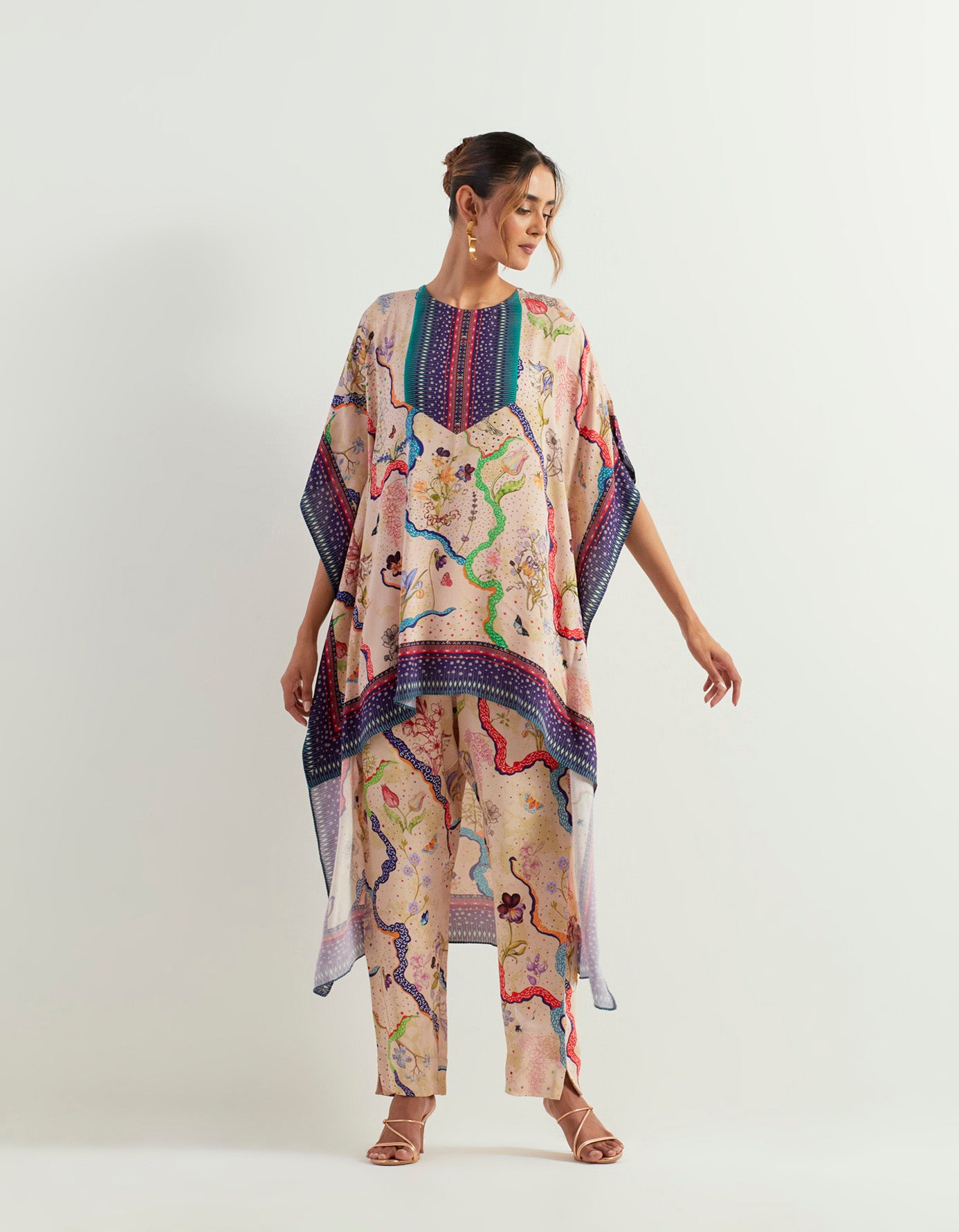 Eclectic high low printed tunic with pants