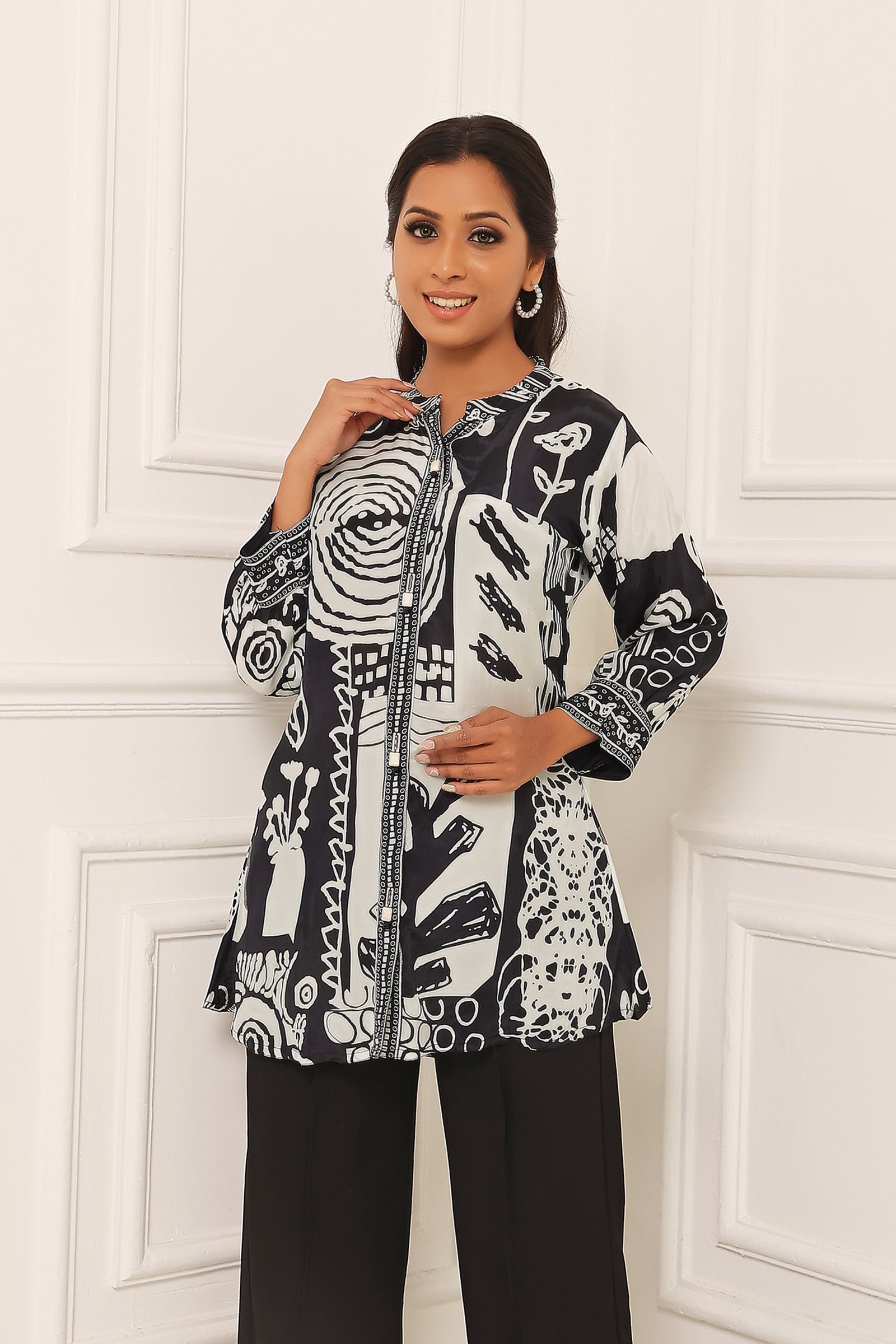 Abstract Print Black And White Tunic