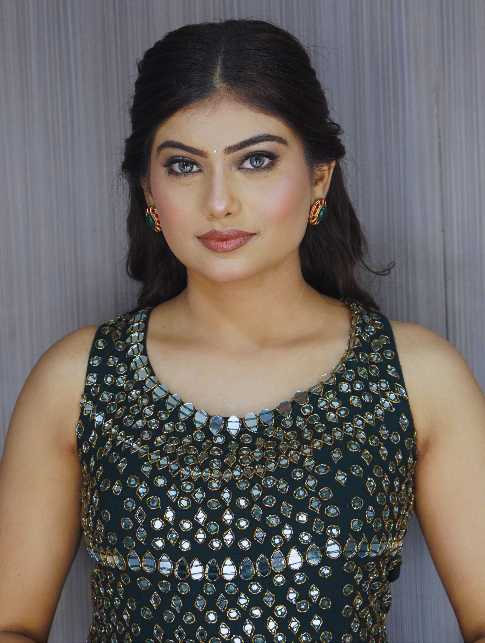 Maroon And Green Colour