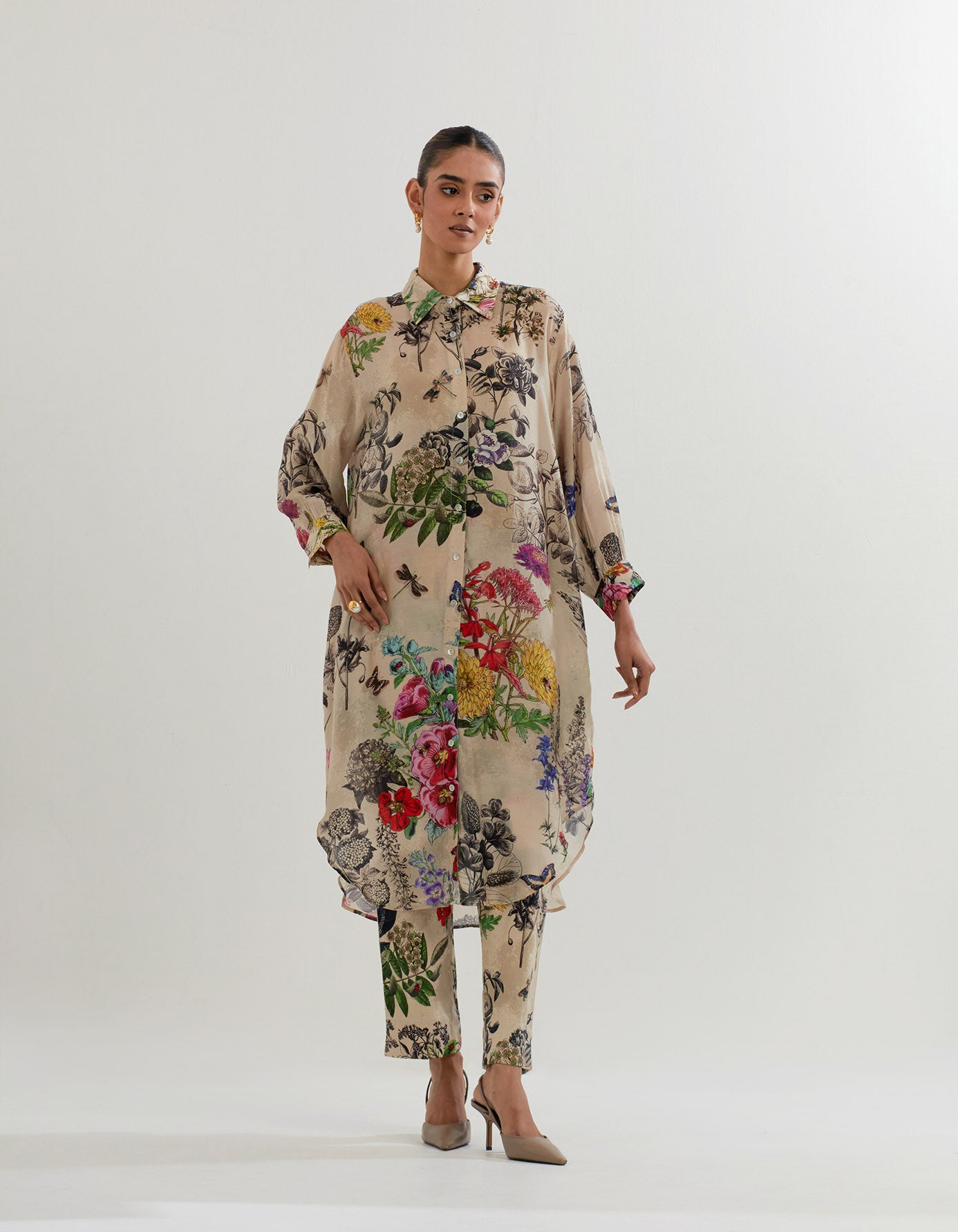 Long shirt tunic in botanical print with rehsam embrodroidered border paired with stretch cotton pants