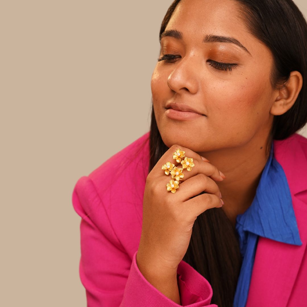 Blossom of 3 flowers