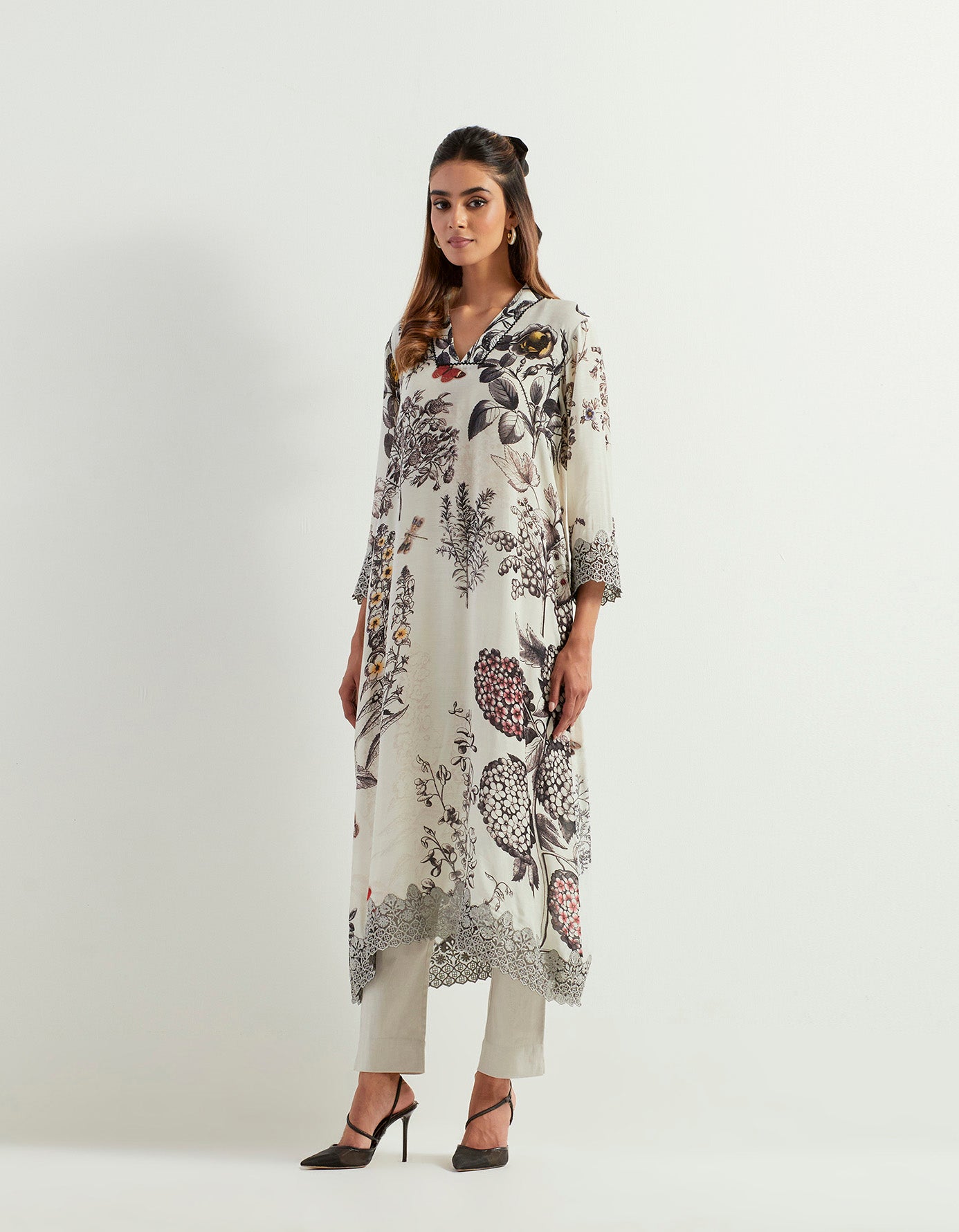 Saaya printed tunic with stretch cotton pants