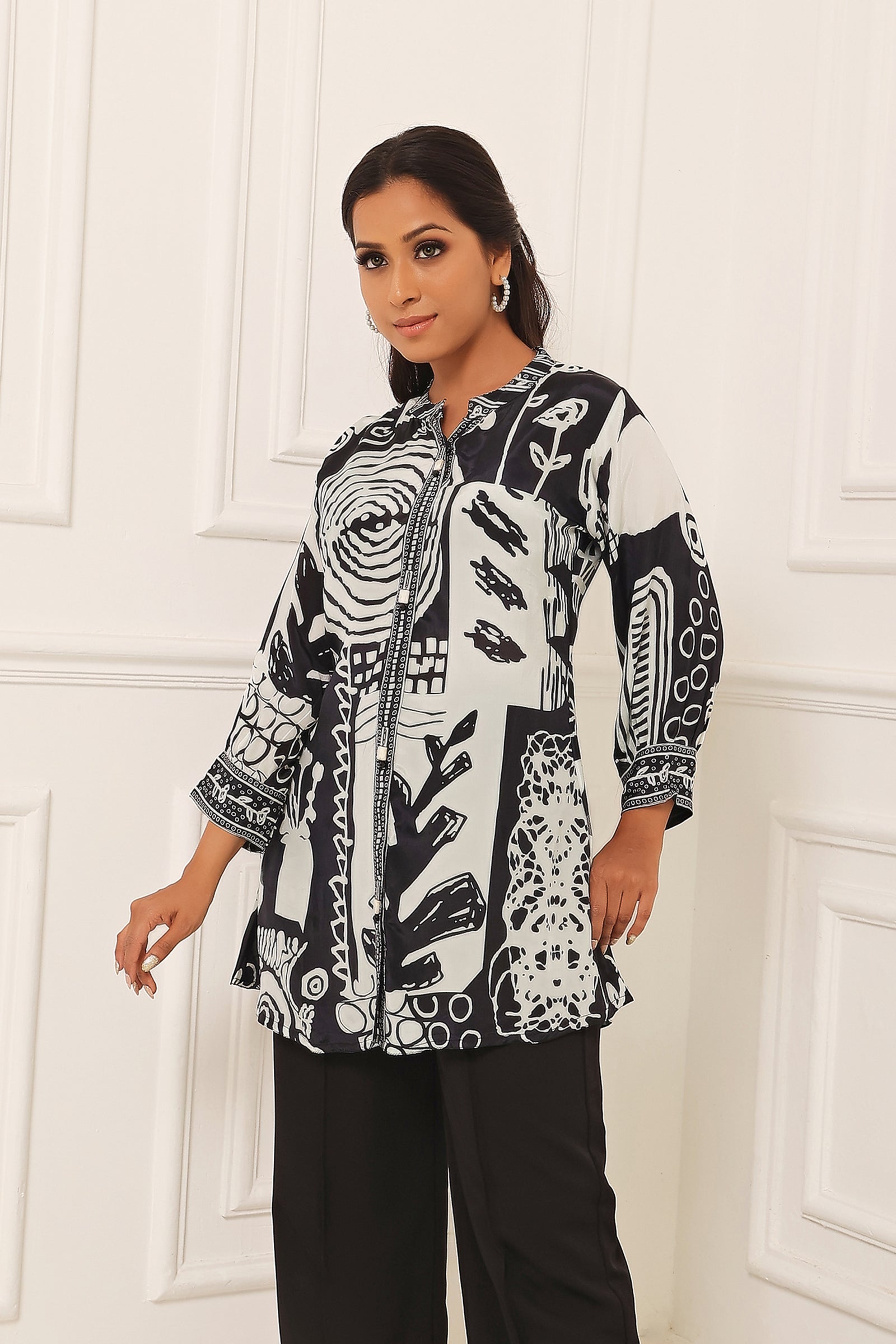 Abstract Print Black And White Tunic