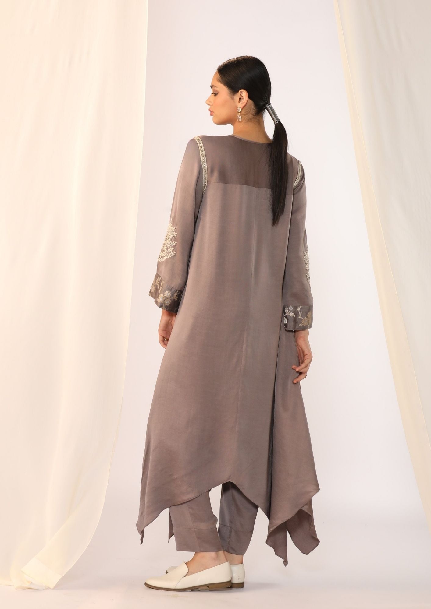 Linen Satin Keyhole Kurta With  Delicate Handwork   Paired With Slim Pants