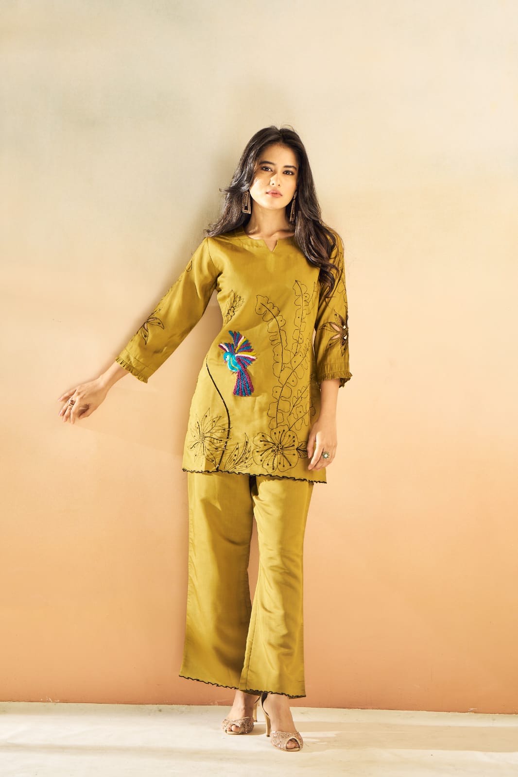 Kaftanize Mustard Green Embroidered Peacock Muslin Tunic Set With Cut Work