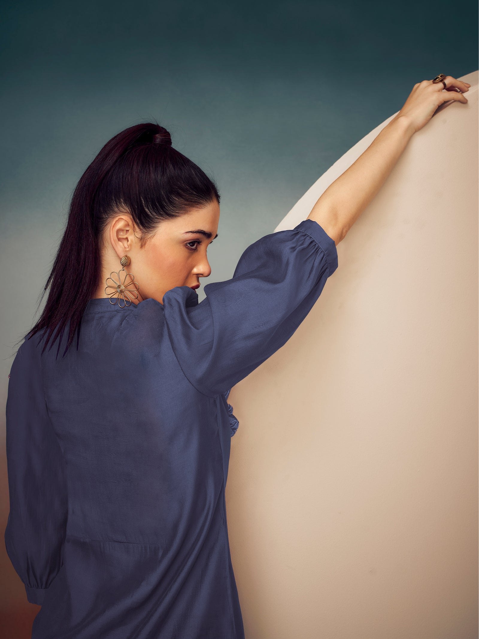 Kiaa Dark Purple Embroidered Thread Work Ruffle Detail Tunic With Pant