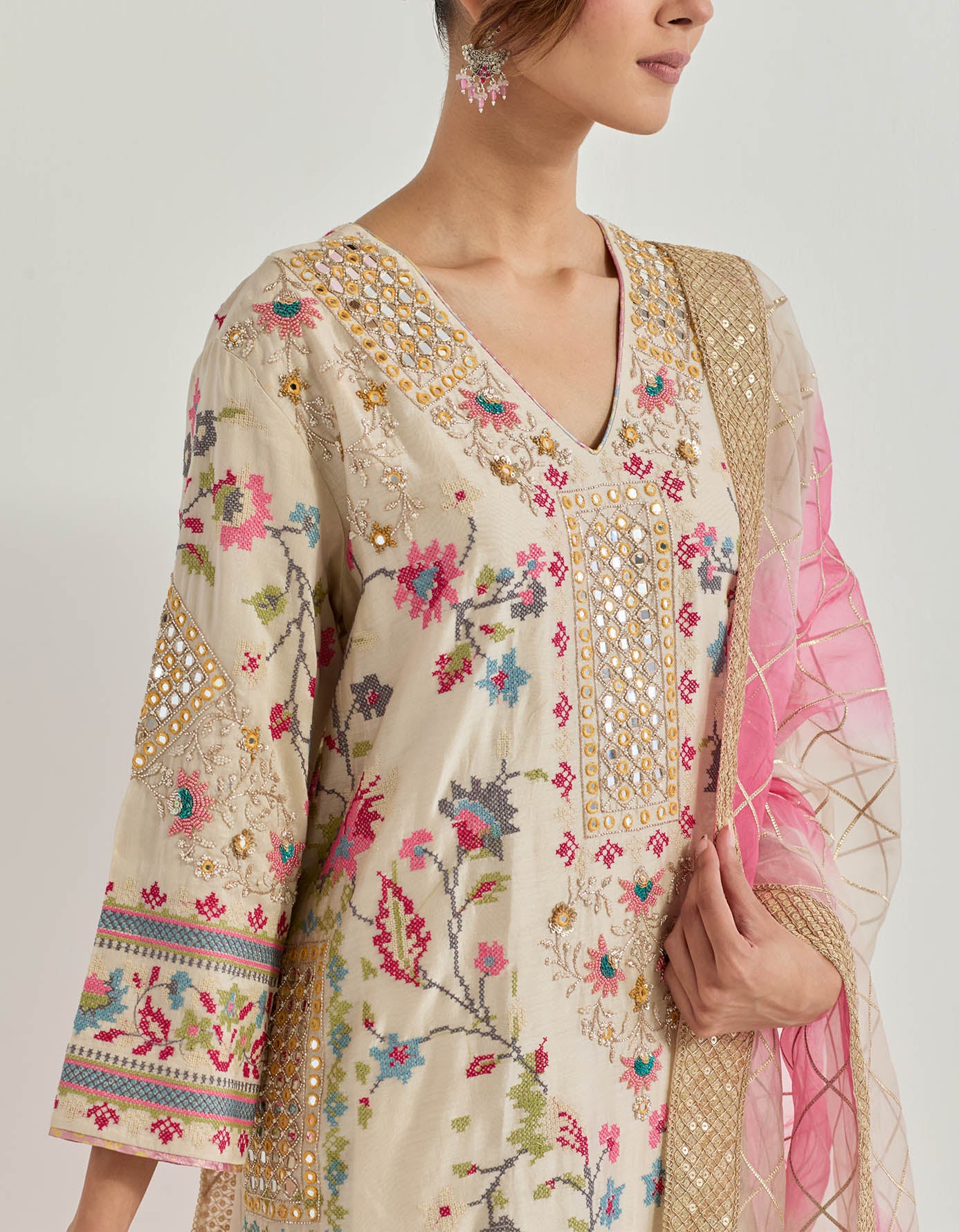 Ivory cross stitch and mirror work embellished long kurta set with organza tie dye dupatta with gota work