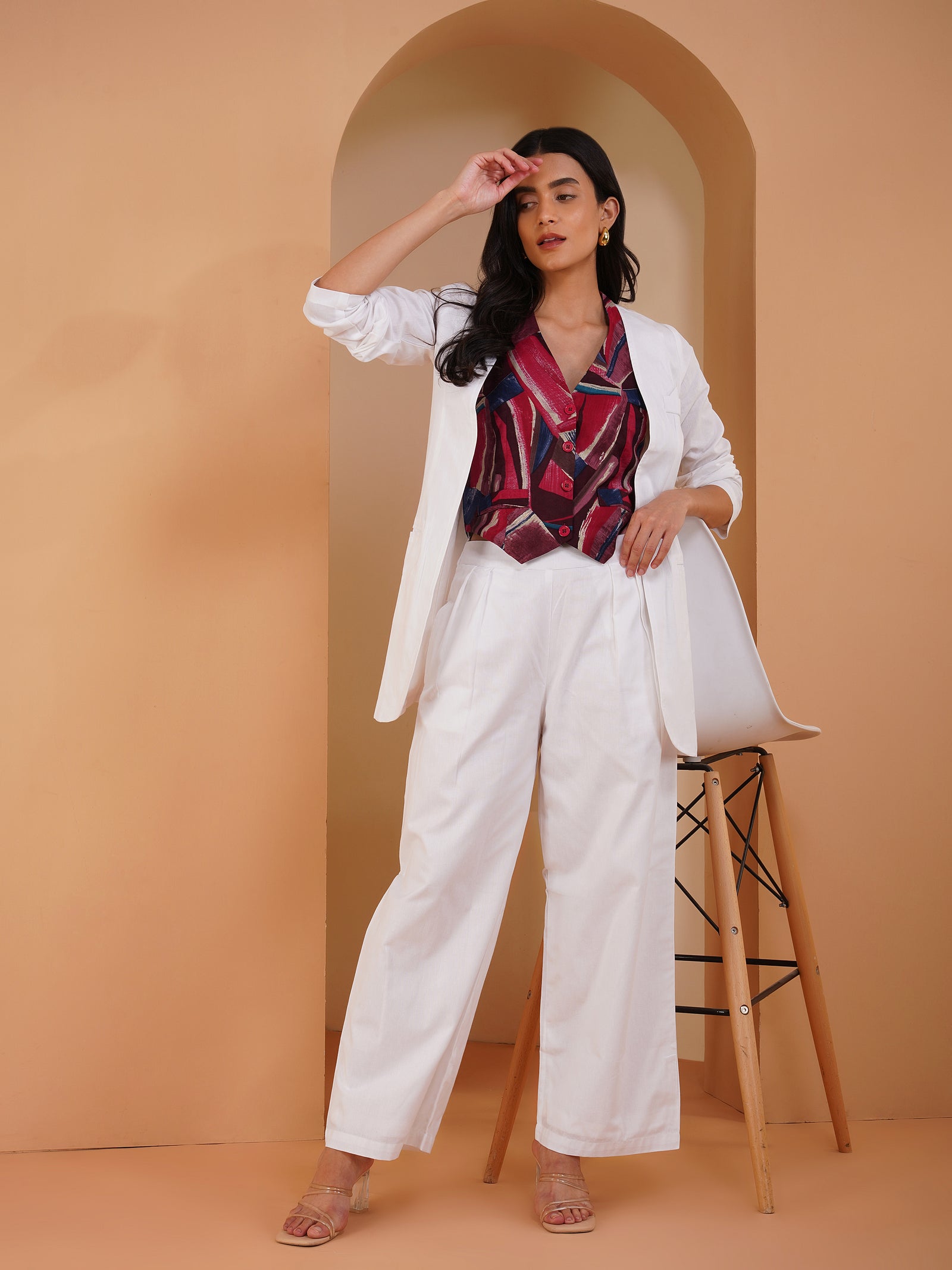 Flare it White Abstract