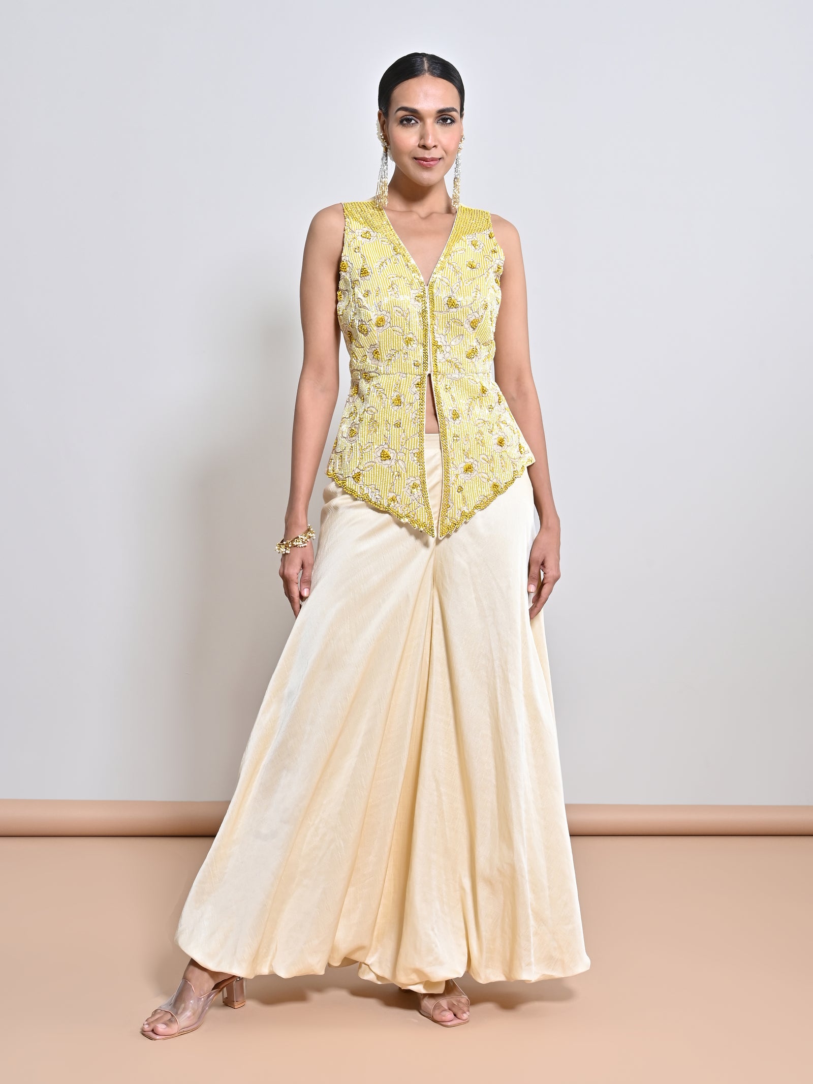 A Flowy Nysa Silk Balloon Palazza