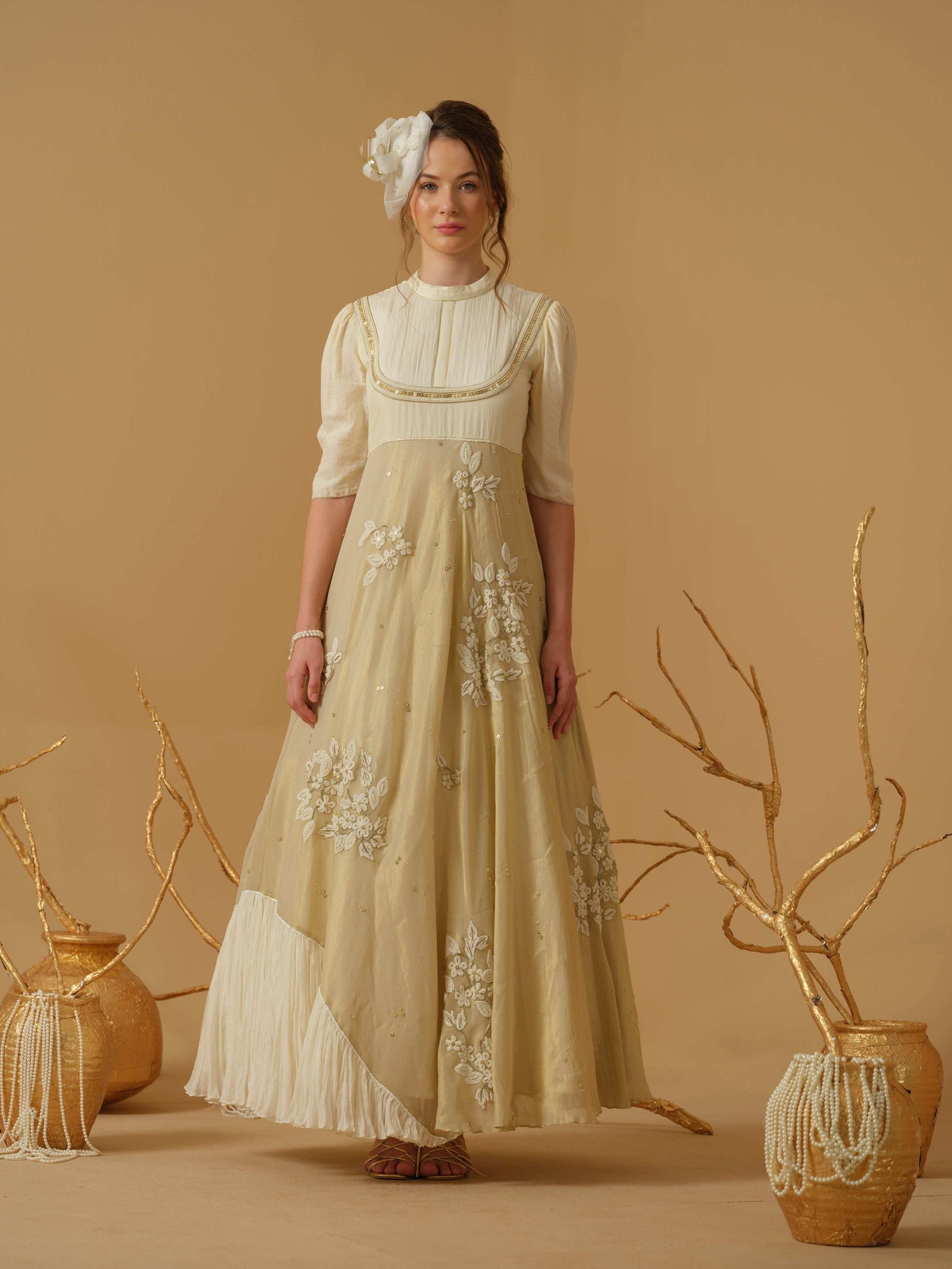 A 3/4Th Sleeves , Mandarin Collar Flared Dress