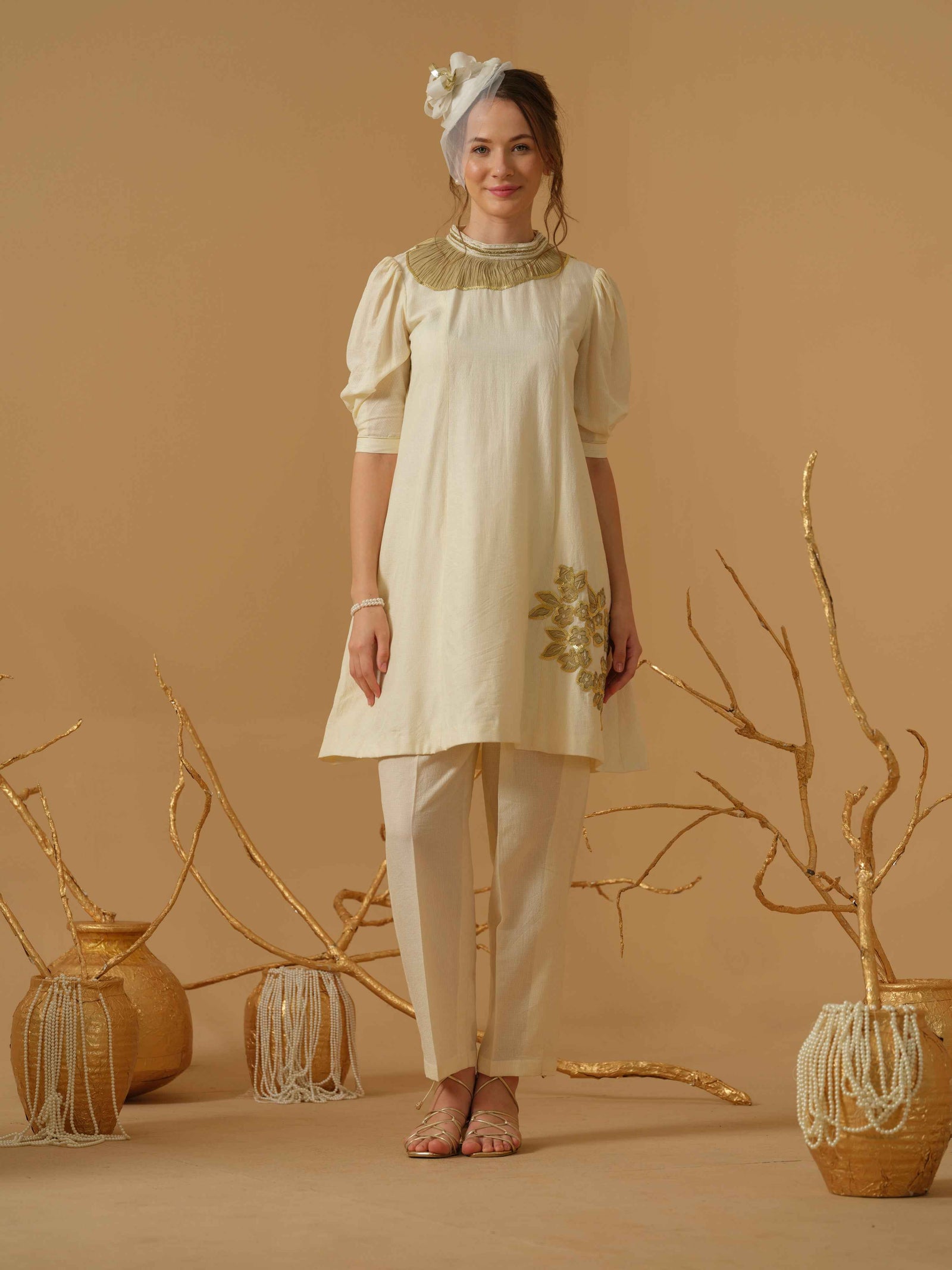 Mandarin Collar Kurta With Ruched Embellishment