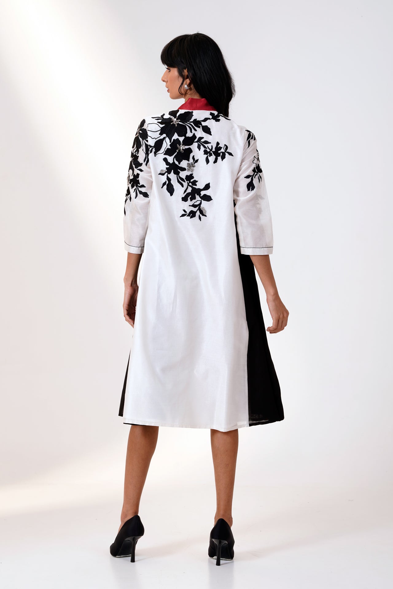 Latina - Roulette Dress