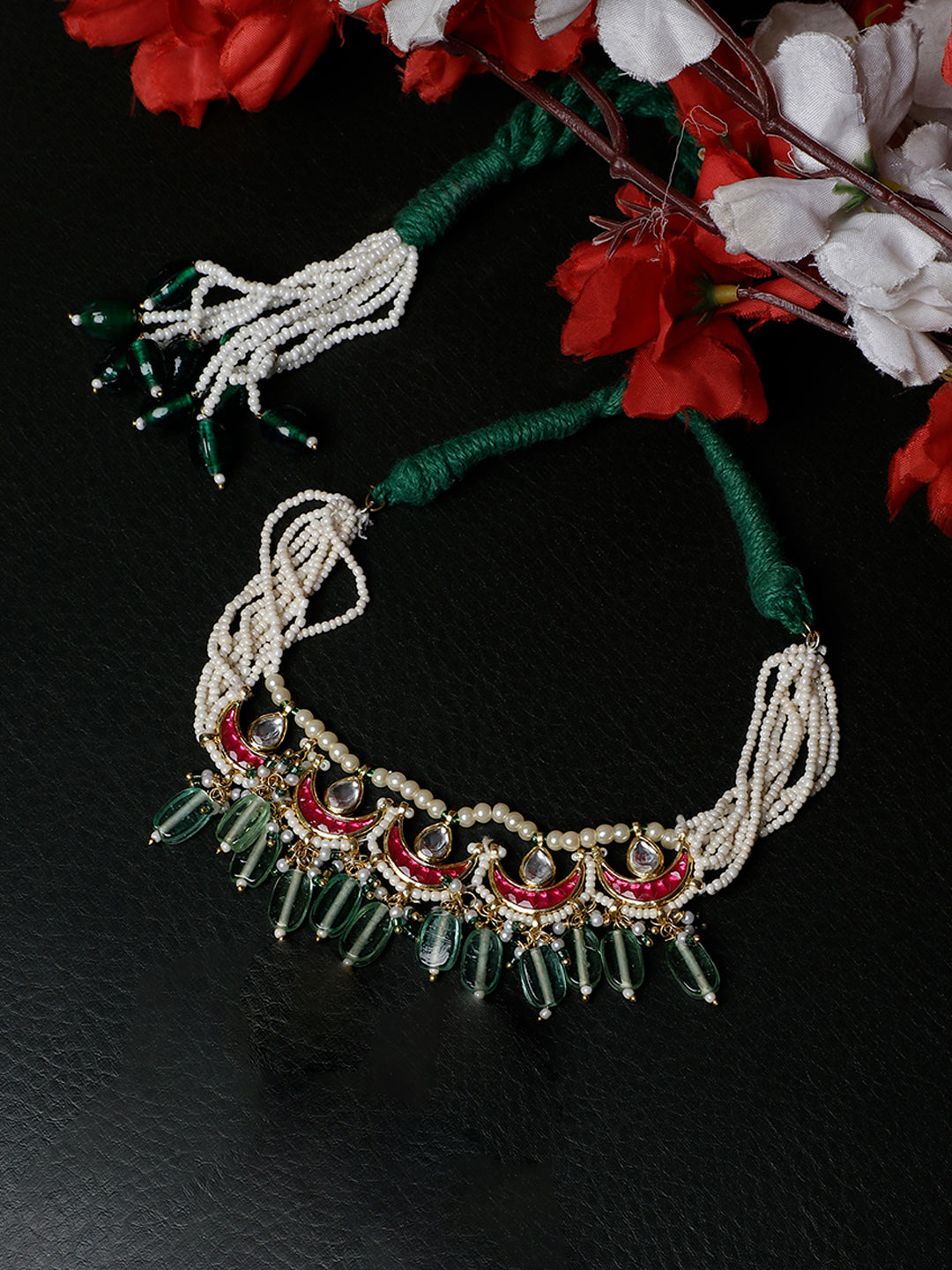 Zamurd Ki Lakir Bajuband