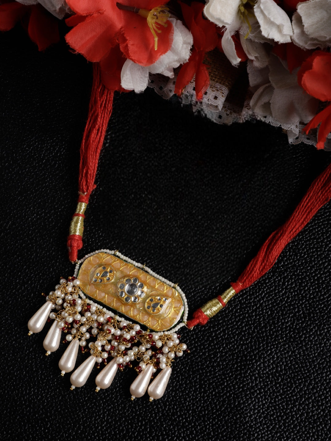 Noor-e-Aarzu Bajuband