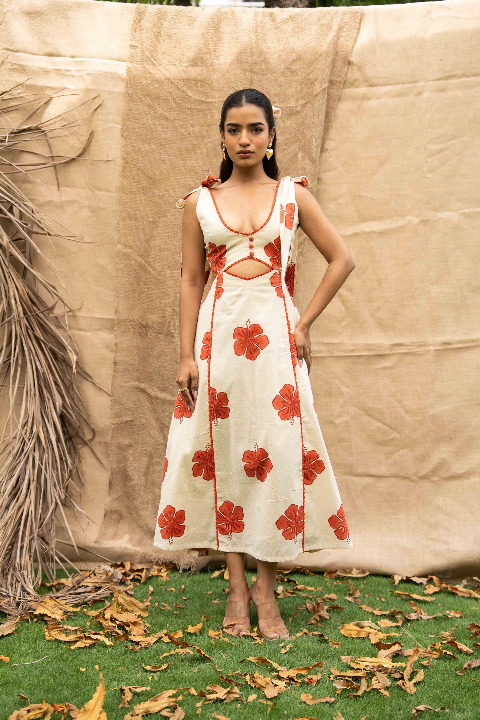 Julia Midi Dress Gives A Perfect Summer Vacation Vibe