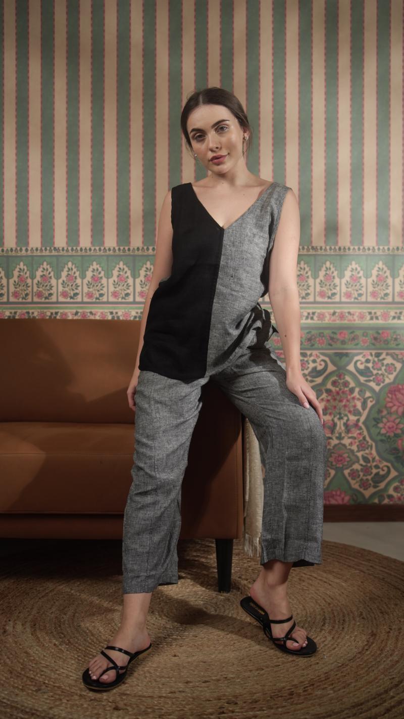 Color Block V Neck Tank With Pleated Flood Pant