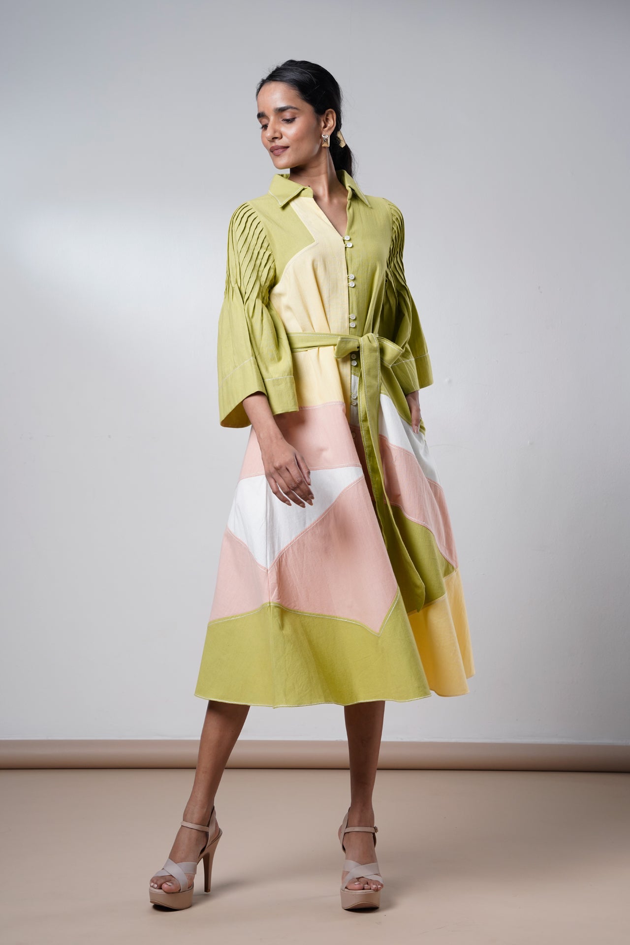 Saylor - Wild Grove Midi Dress