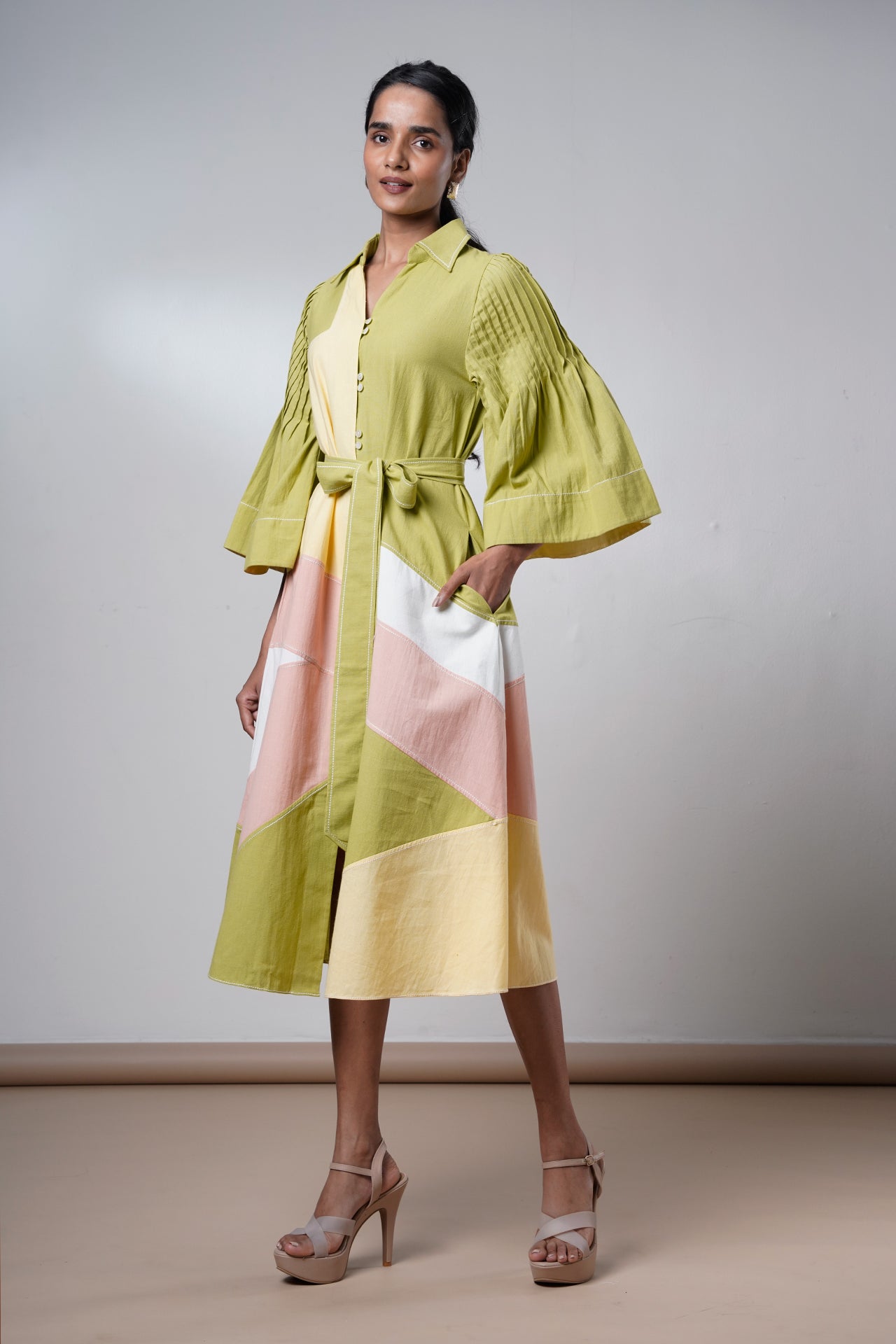 Saylor - Wild Grove Midi Dress