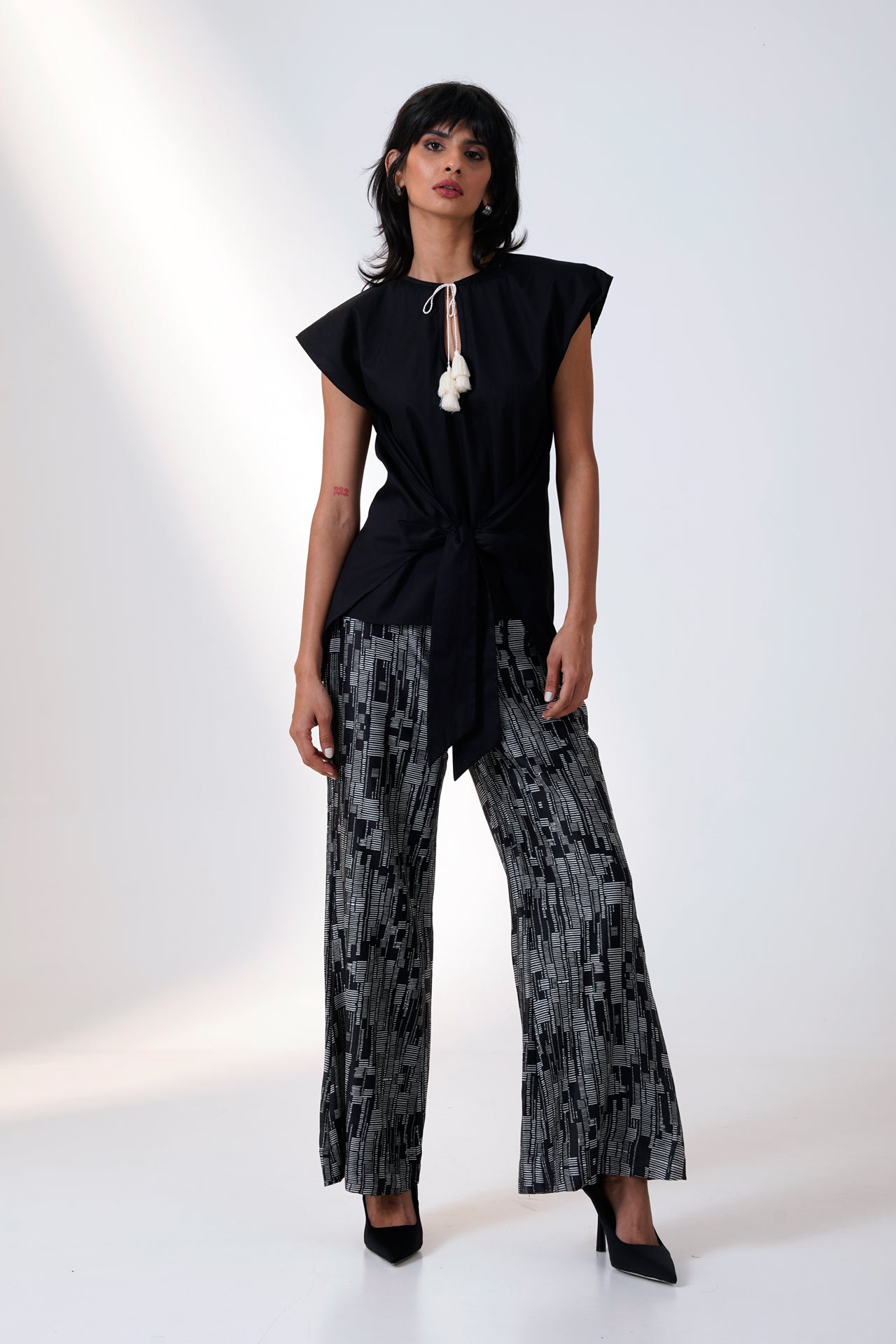 Martina - Martina I - Bow Clutch Top With Printed Bell Bottoms