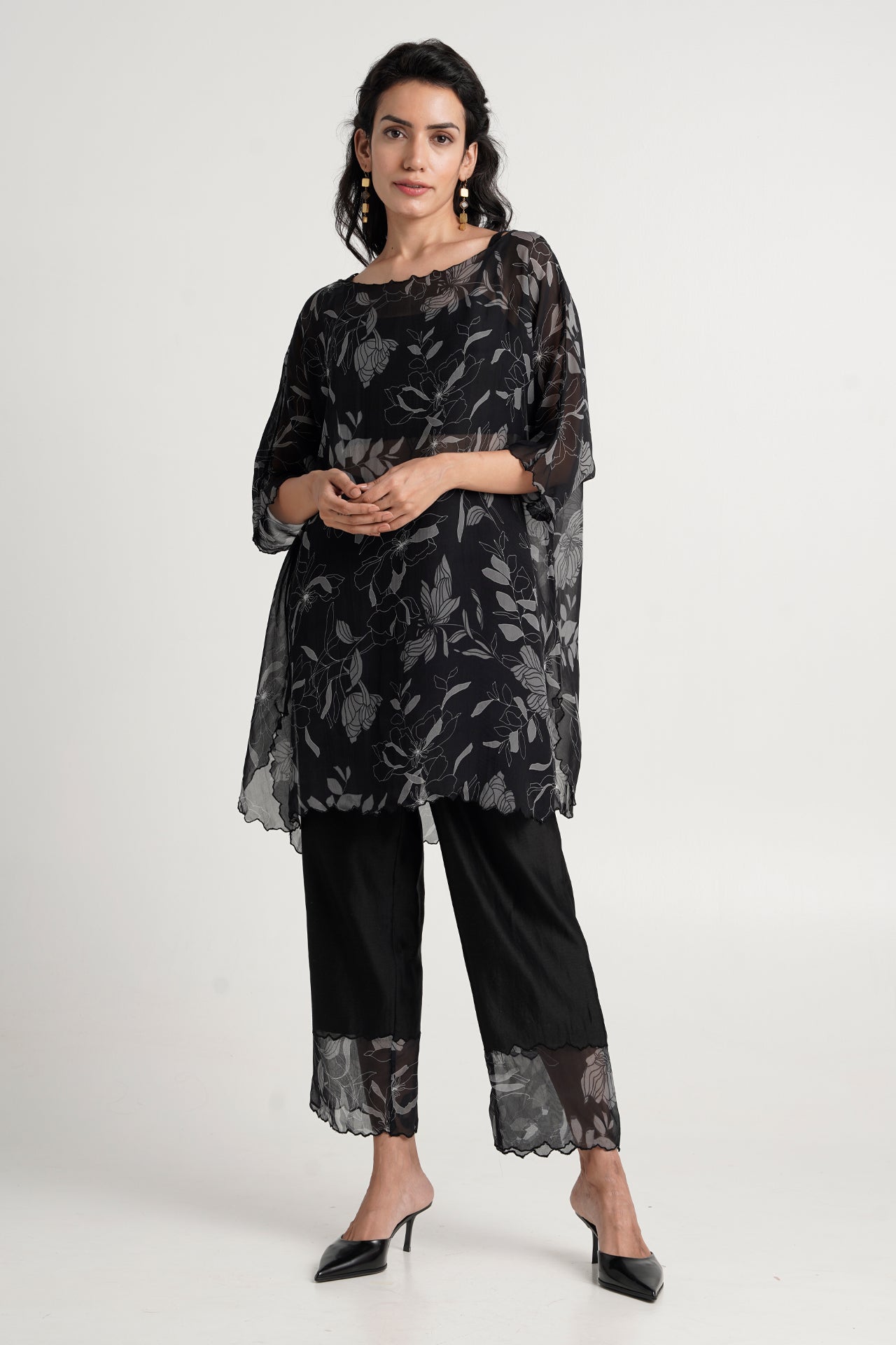 Breeze Slip-on Top with Bustier and Ankle Length Pants