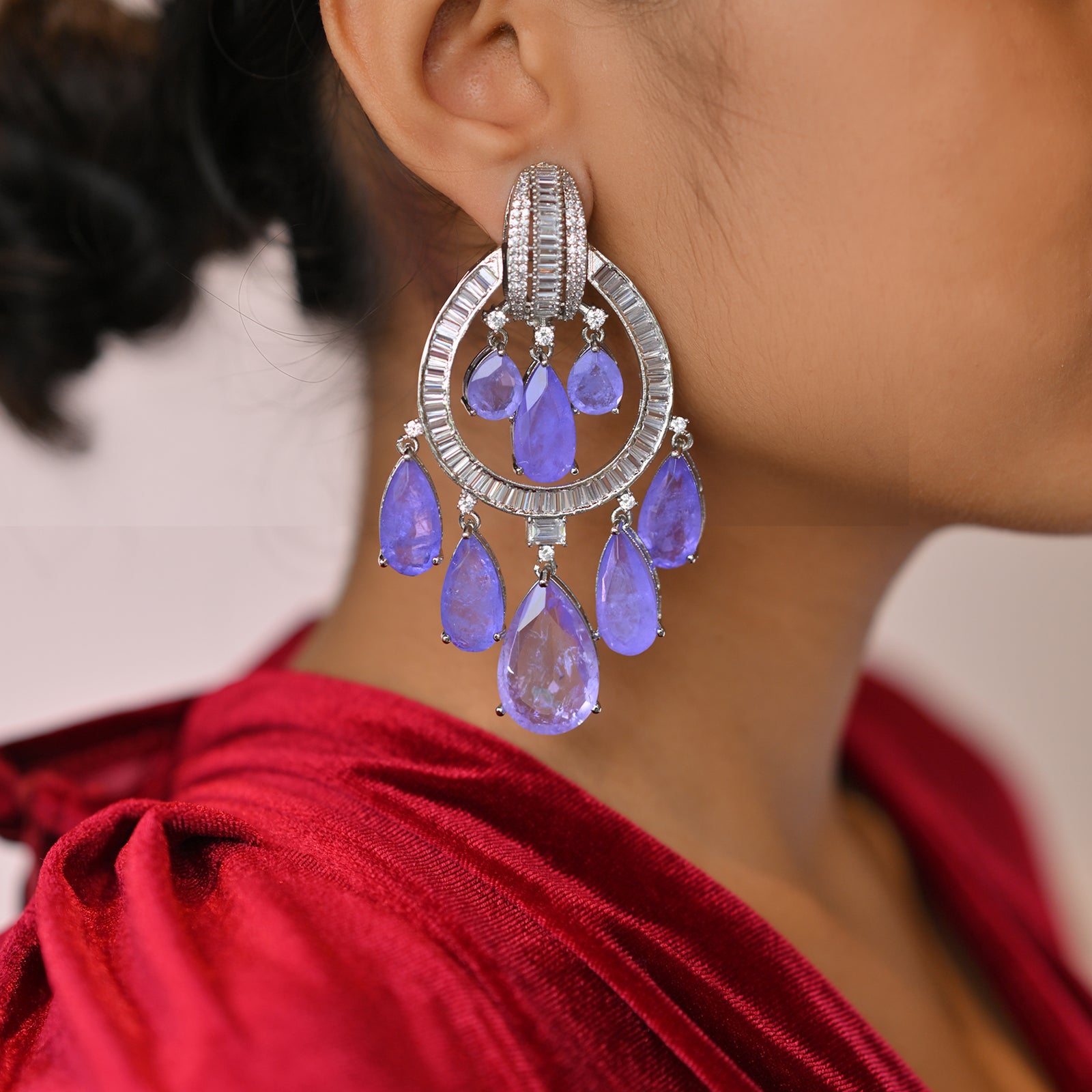 Luxe Radiance Chandeliers- Lavender