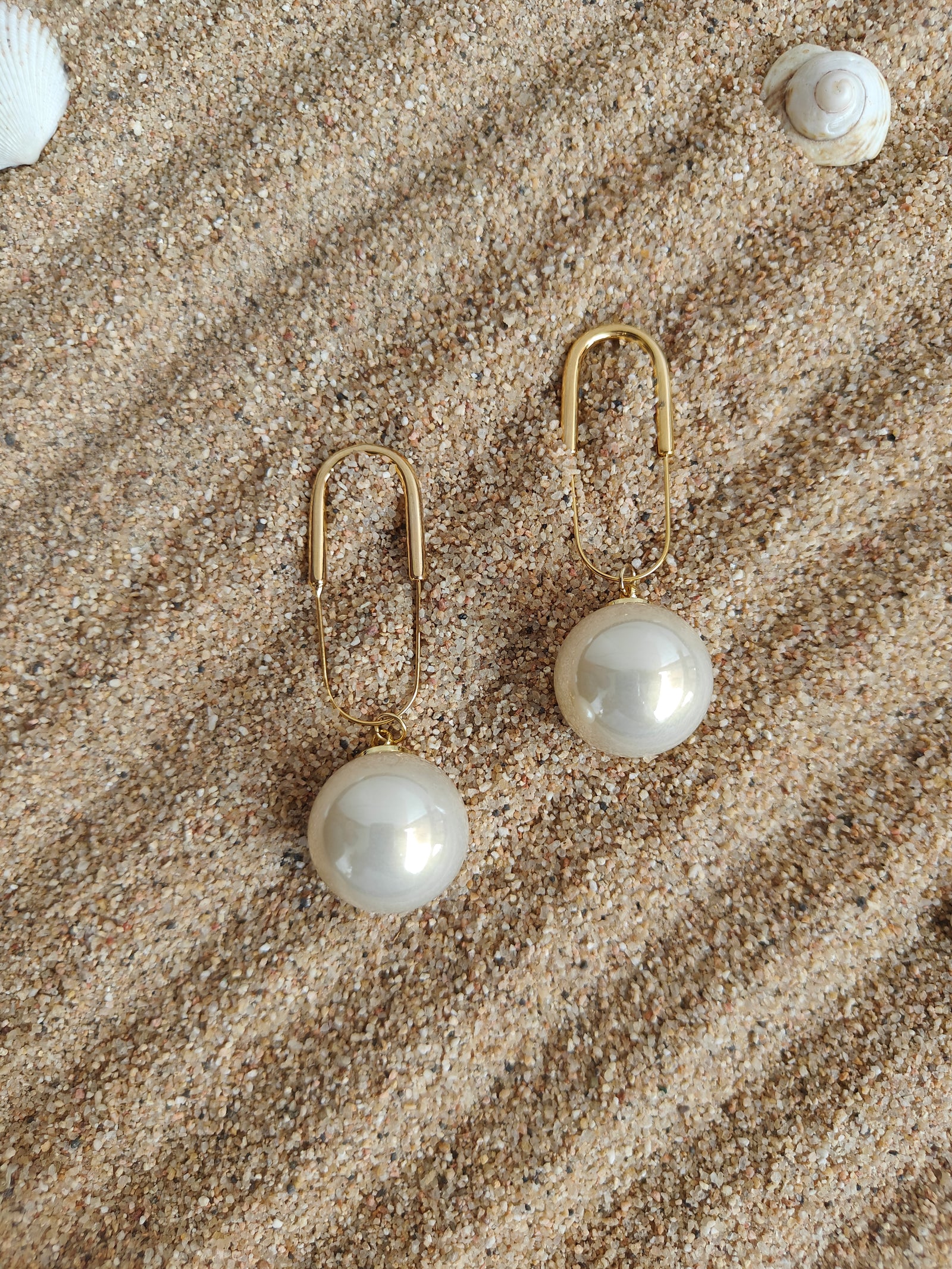 Festive Gatherings And Party Nights, These 18Kgold Earrings