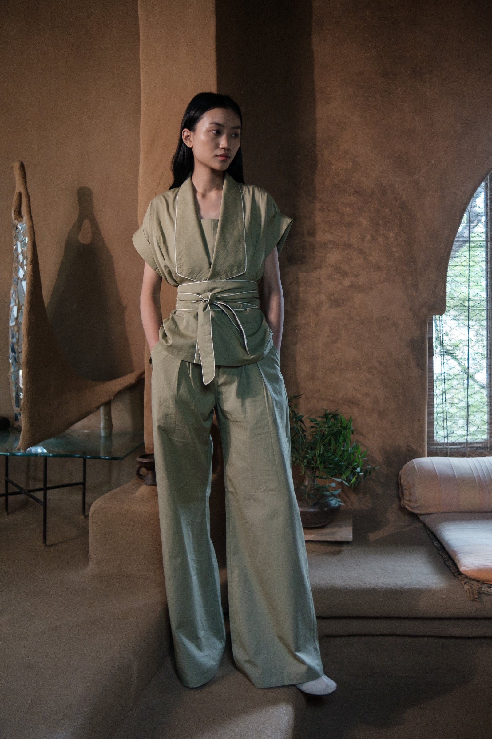 Berlin Shawl collar Top Solid