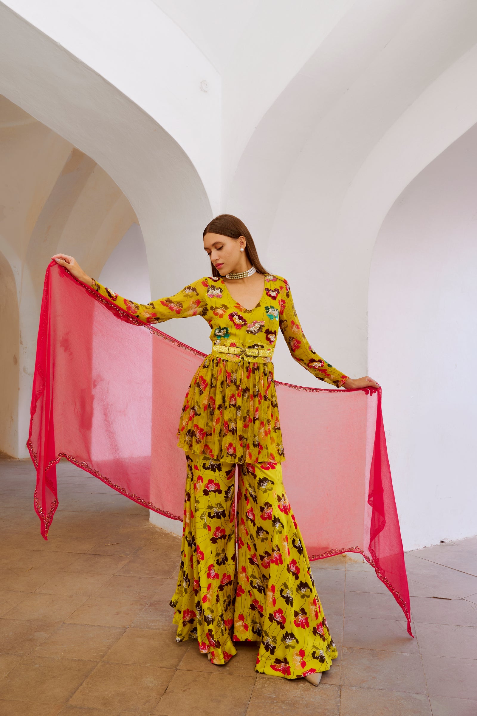 Gulbahar The poppy treasure tunic set