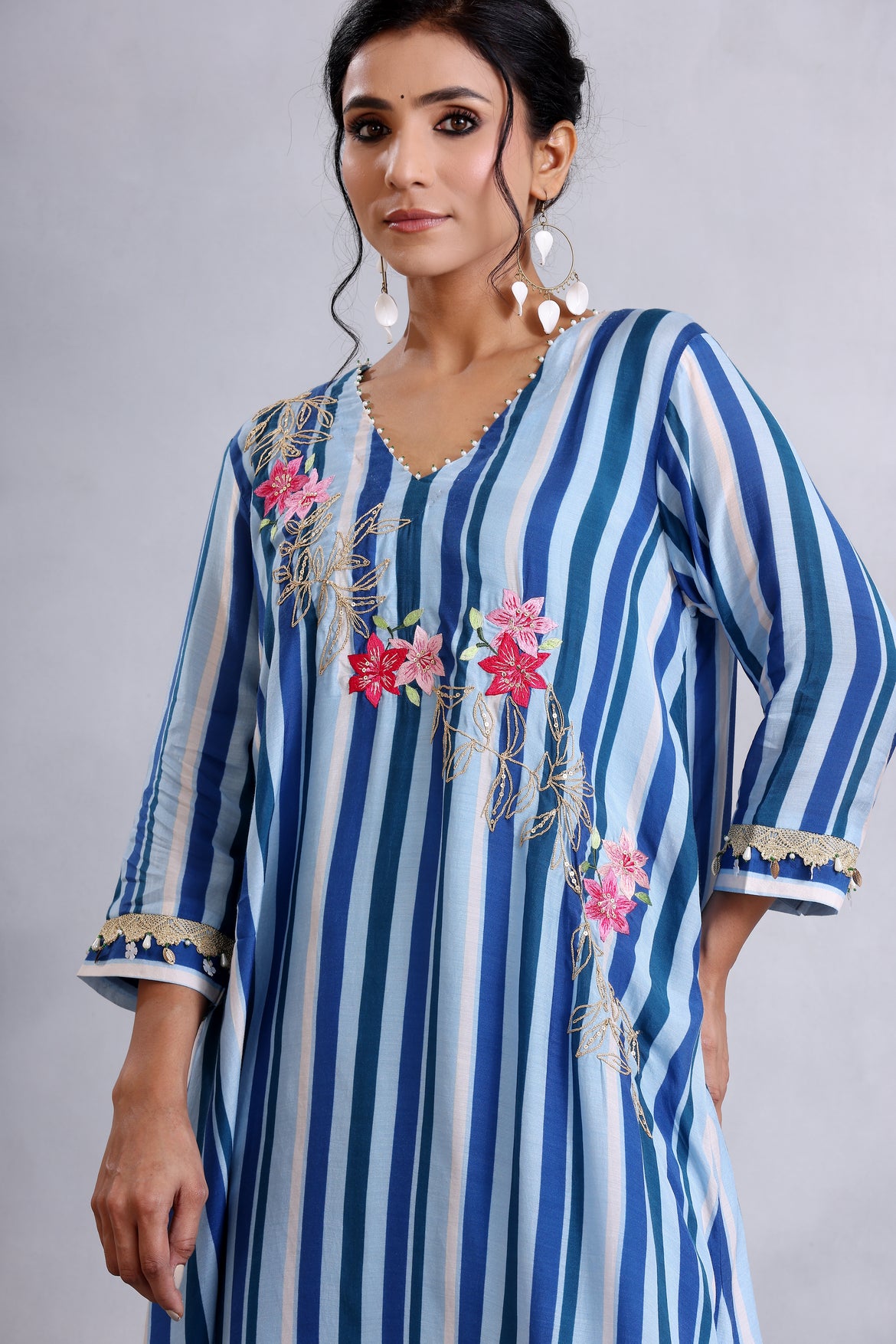 Blue embroidered kurta