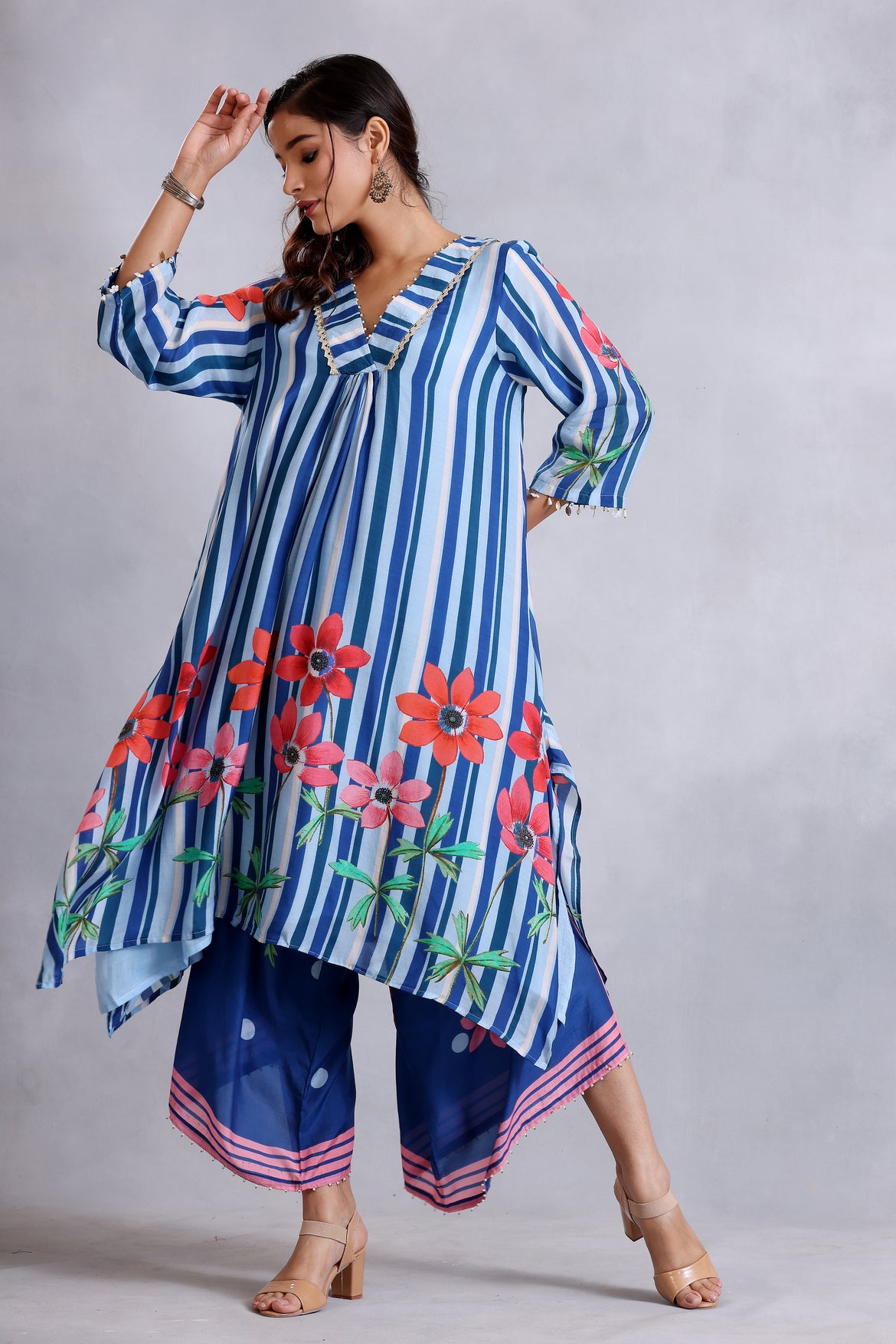 Blue print assymetric hem kurta