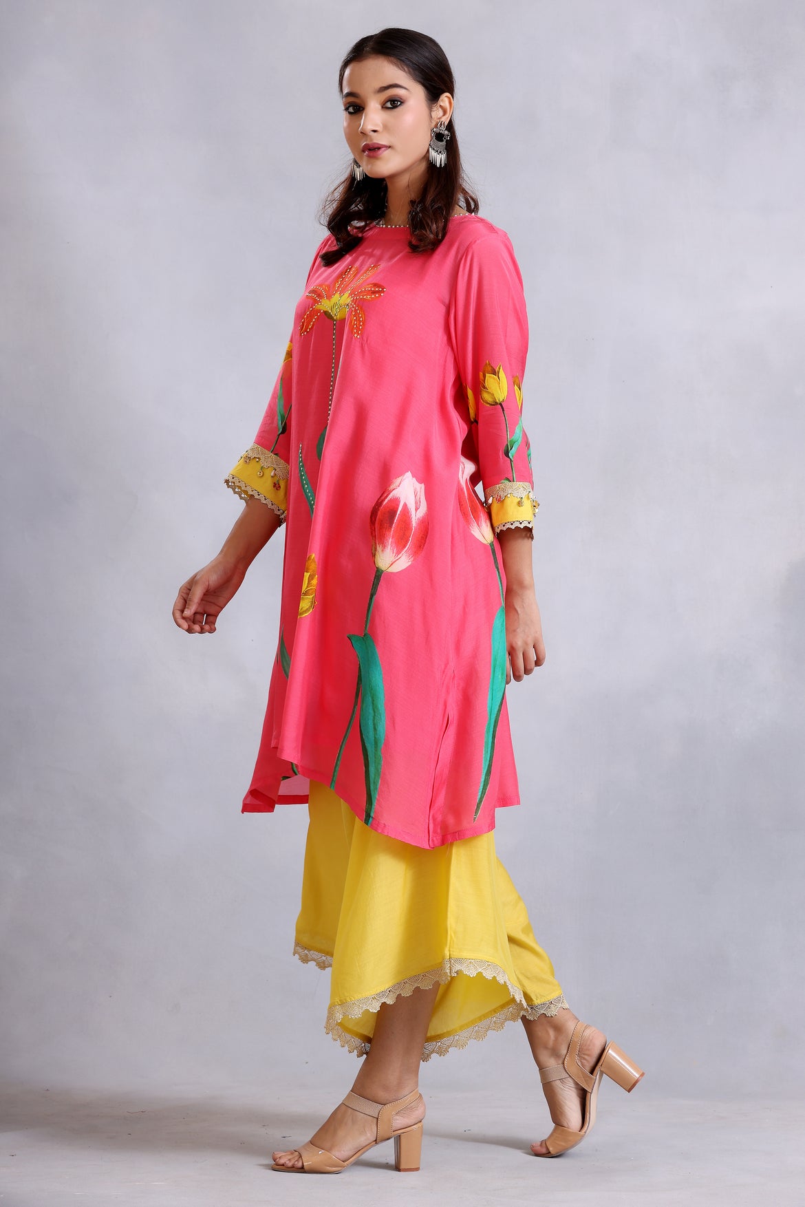 Coral pink print kurta  with yellow draped pant