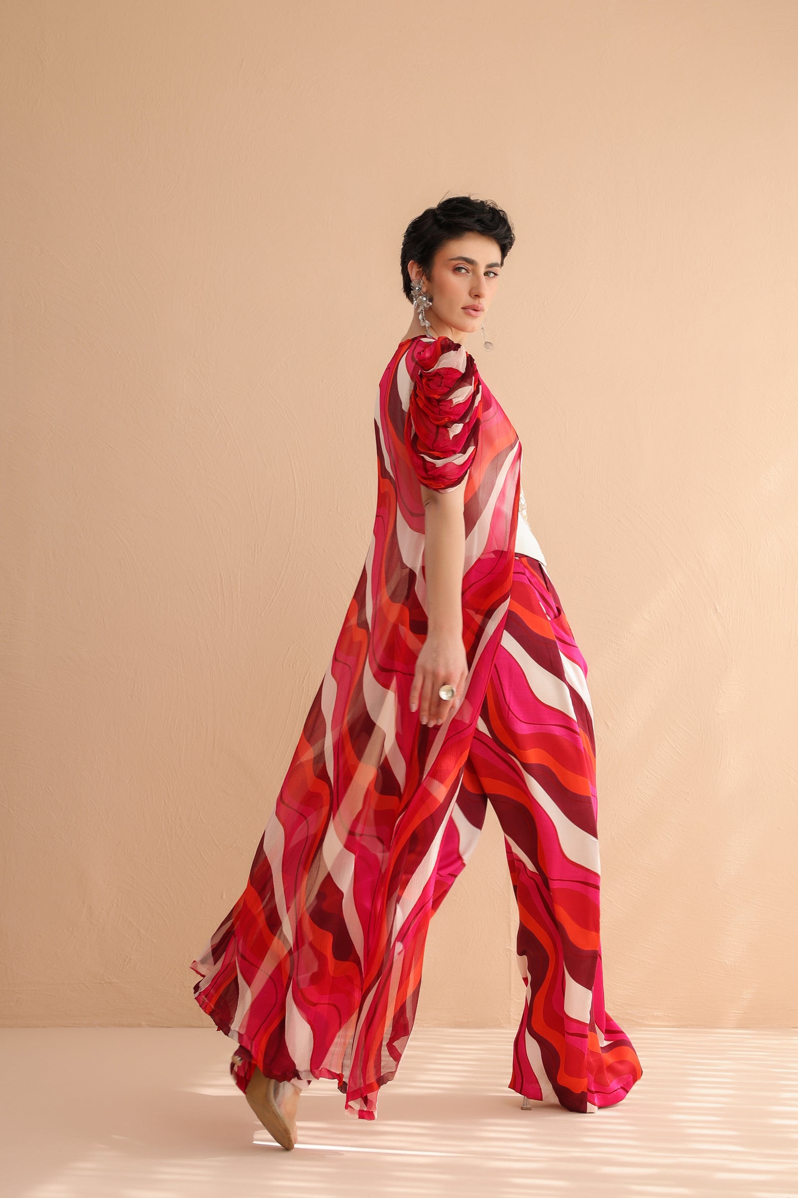 The Swagger Sheesha koti jacket-pant  set in ivory & fushcia lehar