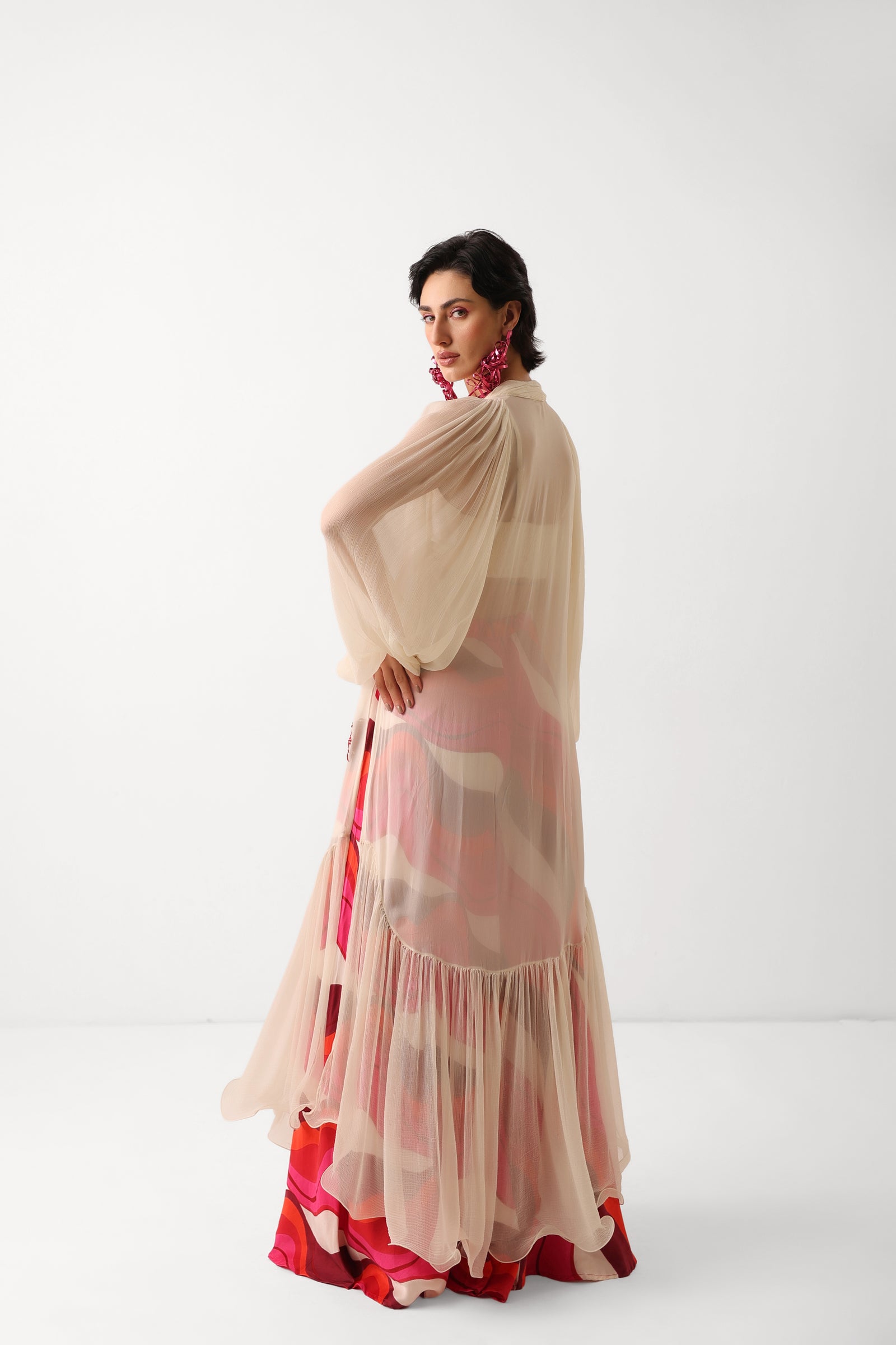 The Indie set with rose motifs