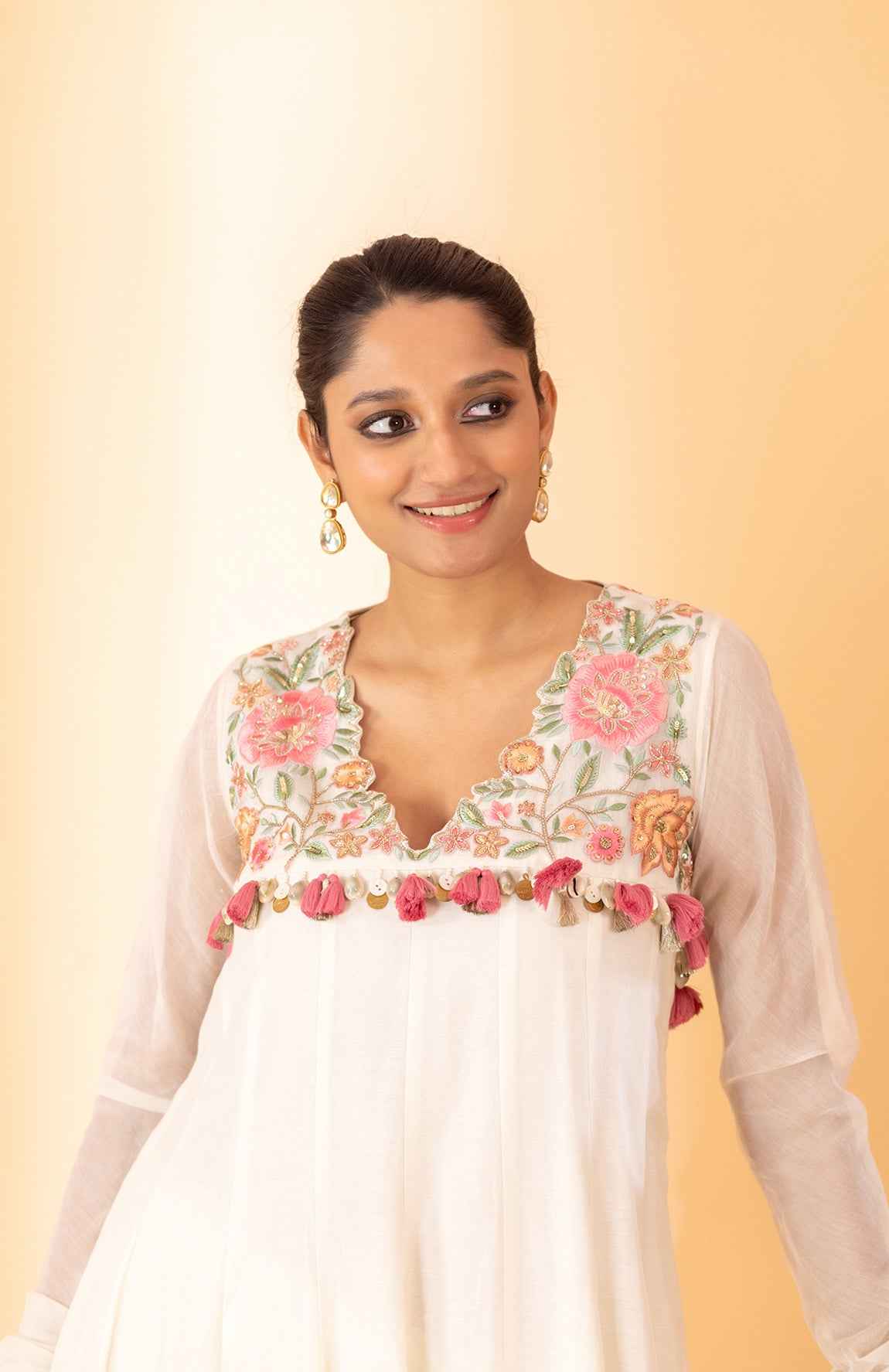 A Off White Hand Embroidered Anarkali Set With Pants And Duptta