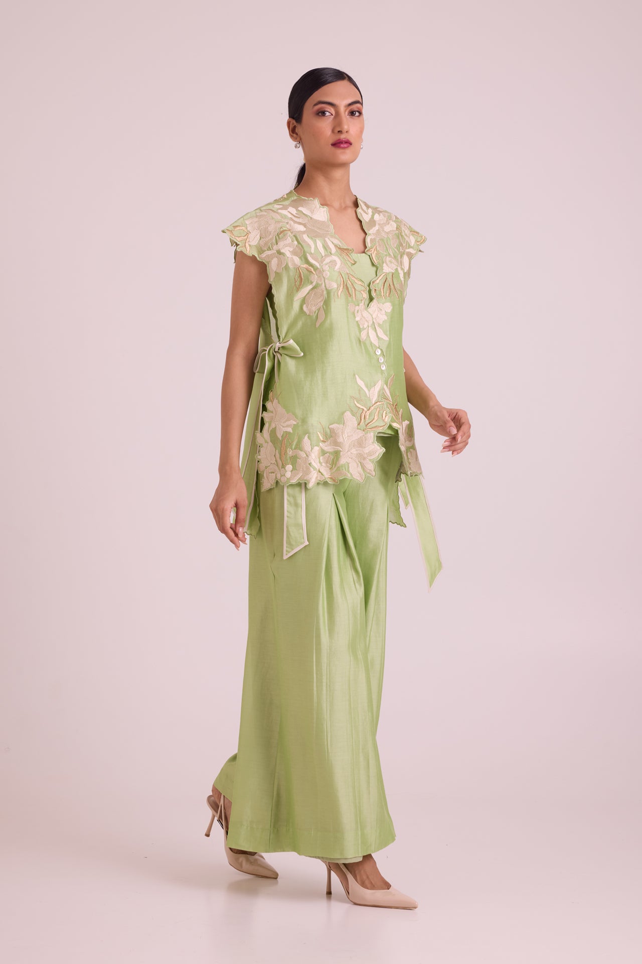 Lumi - Floating Cape with Inner & Pants