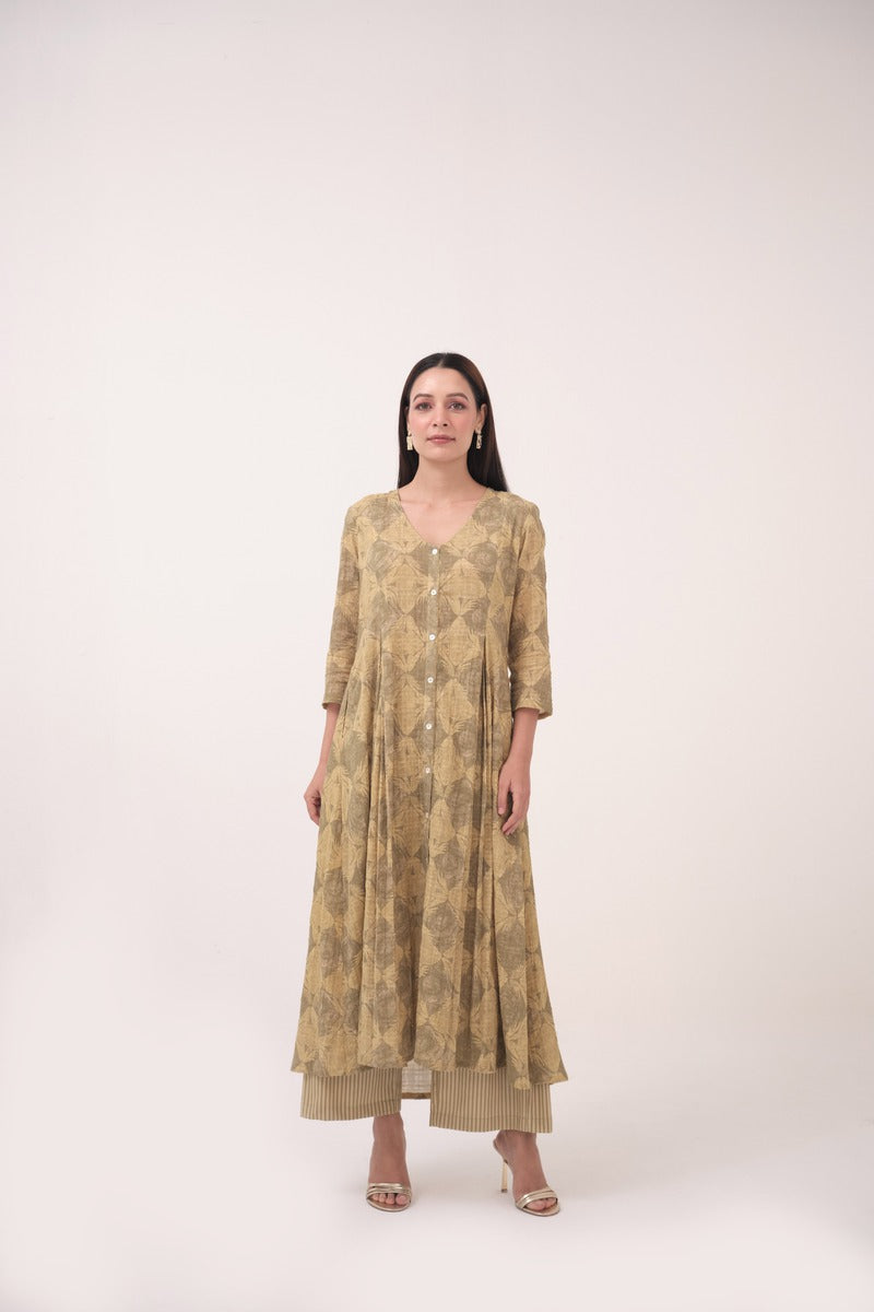 Mendaka Digital Print Panelled Kurta Set Green & Yellow