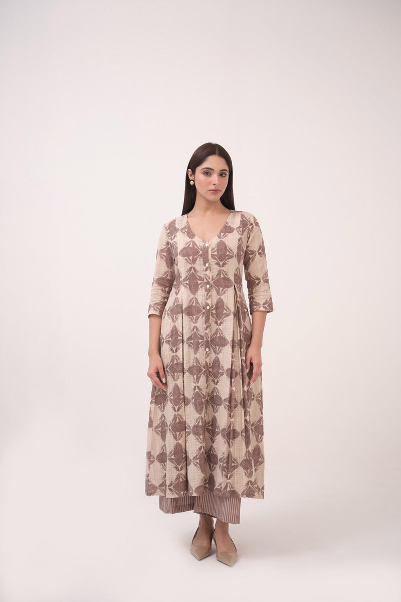 Mendaka Digital Print Panelled Kurta Set Beige & Brown