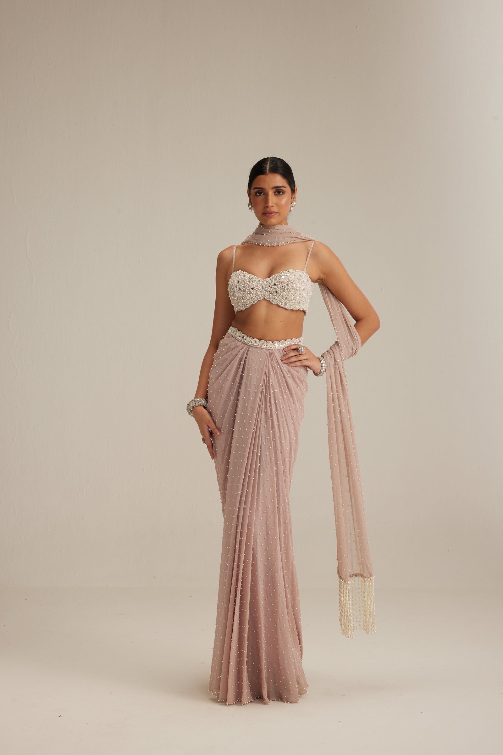Ash pink Pearl Scattered draped skirt set