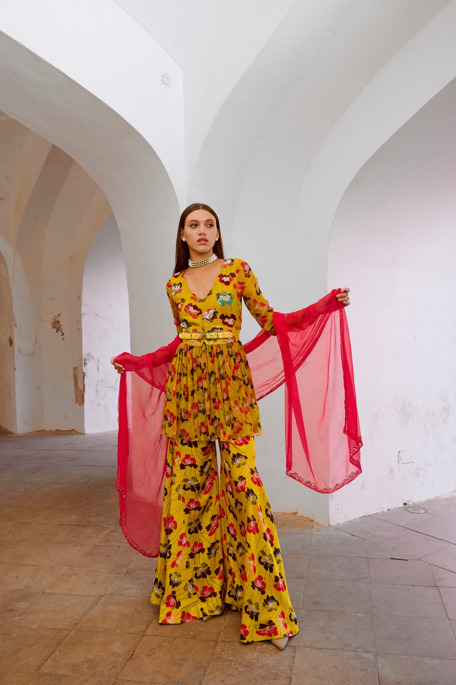 Gulbahar The poppy treasure tunic set