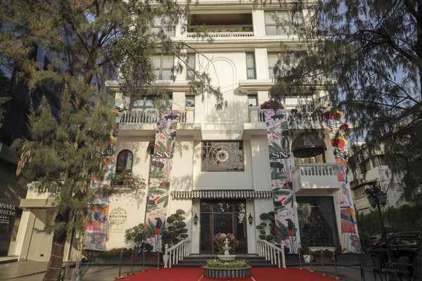 Top 10 Designer Dresses for Wedding Season