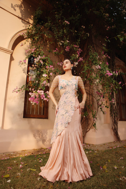 Concept Saree Dress With Pleated Fabric Palla