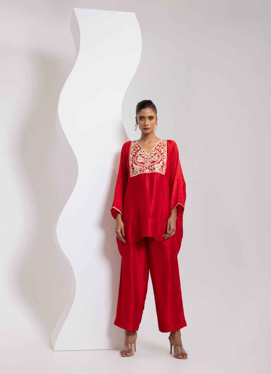 Silk Pheran With Hand Embroidered Yoke And A Silk Broad Pant