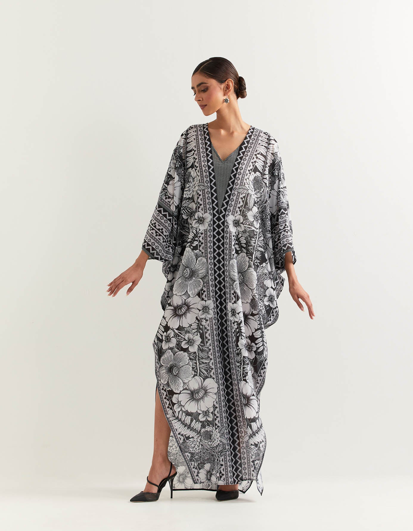 Printed kaftan dress with box pleat detail