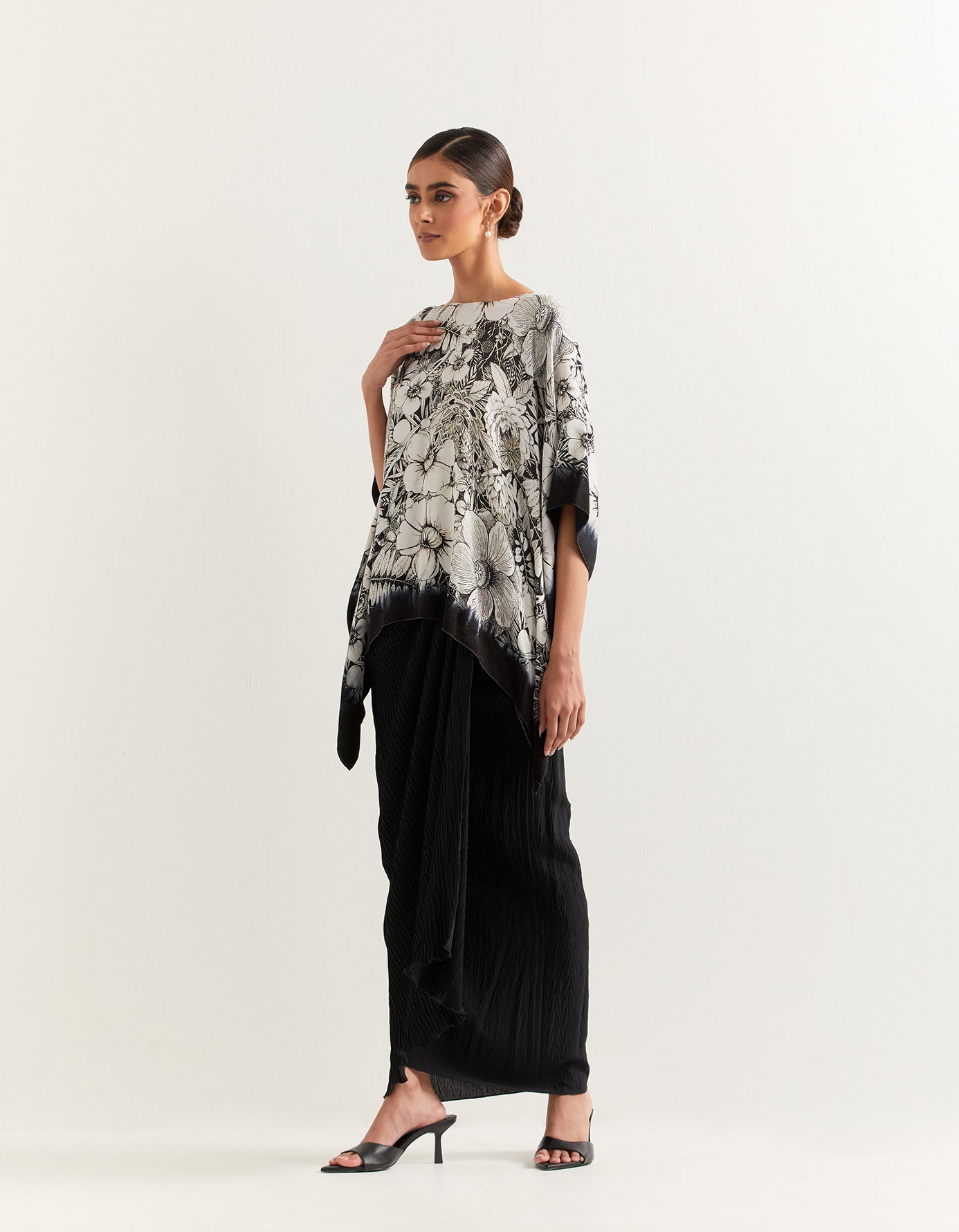 Printed kaftan top paired with draped crinkle skirt