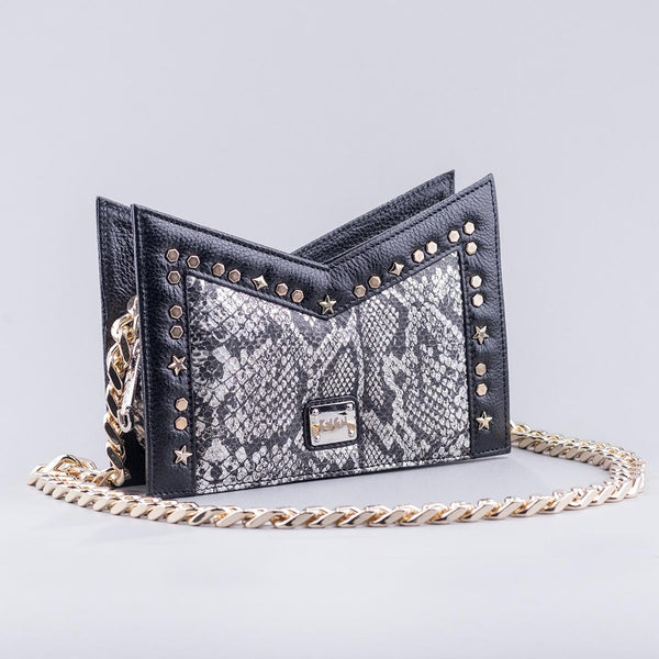 Black k clutch