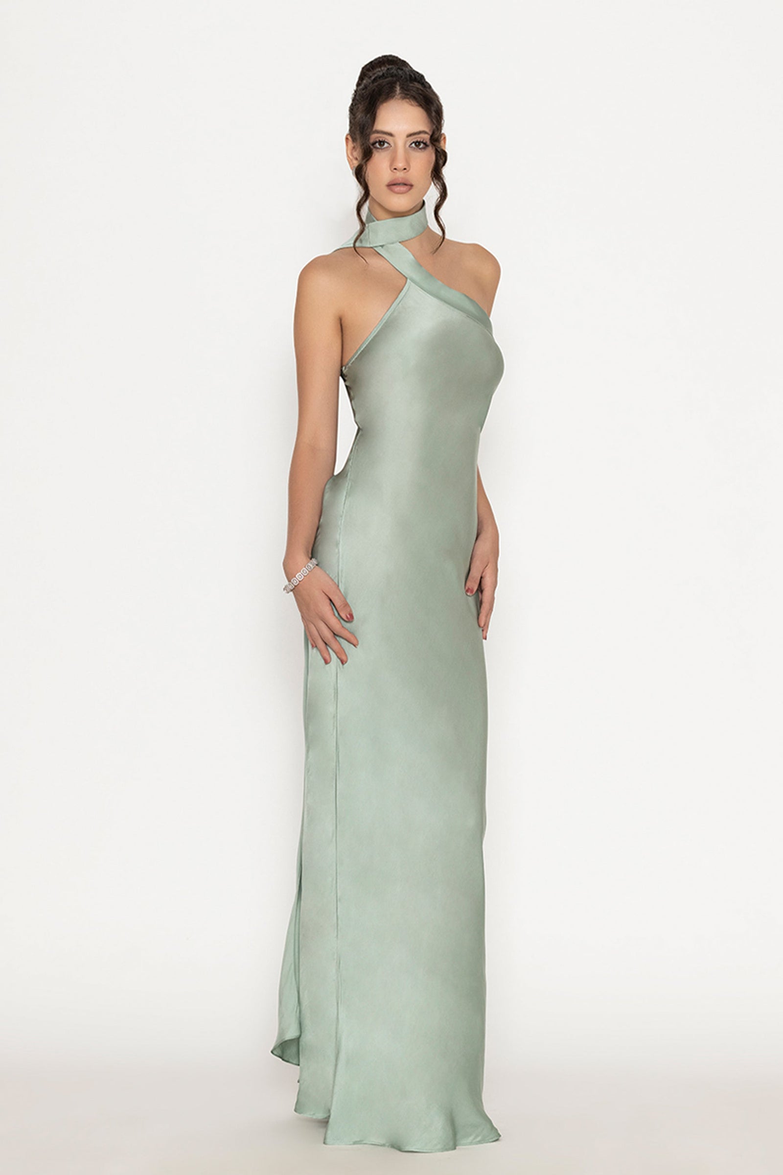 Sacre Gown