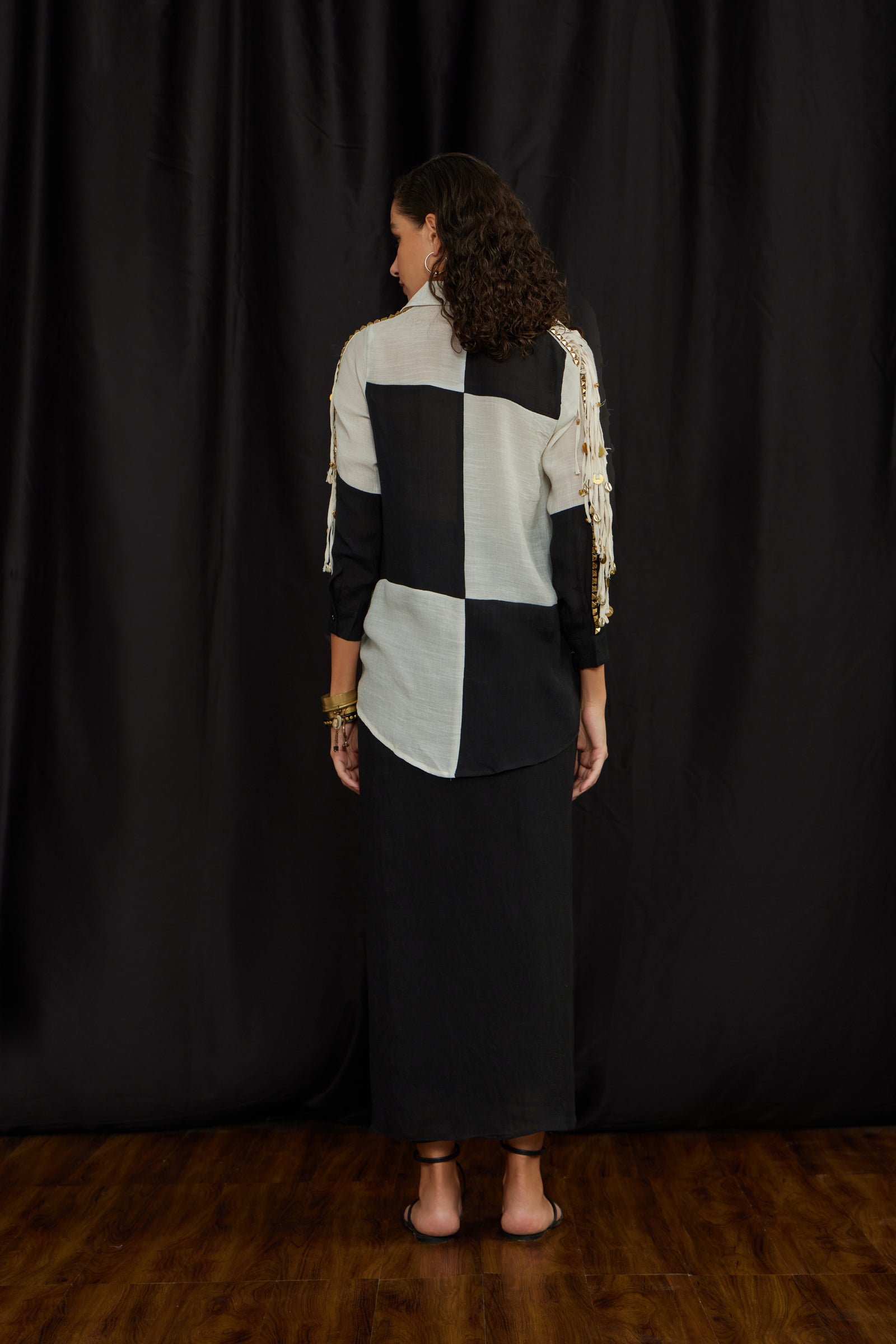 Black & White Panelled Jhalar Shirt Set ( ENF/65 )